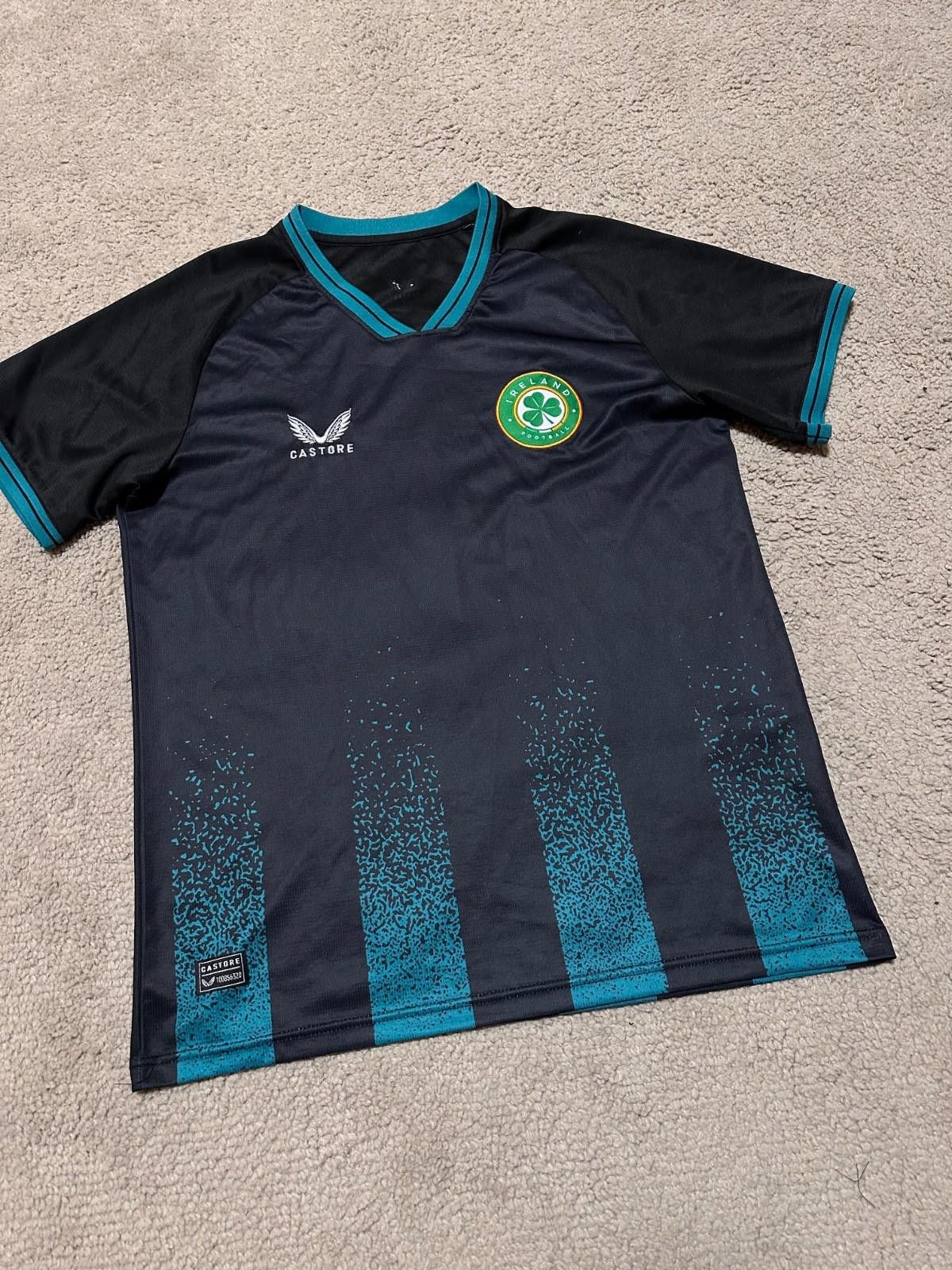 Castore IRELAND 2023 2024 THIRD FOOTBALL SHIRT SOCCER JERSEY L Size US L / EU 52-54 / 3 - 2 Thumbnail