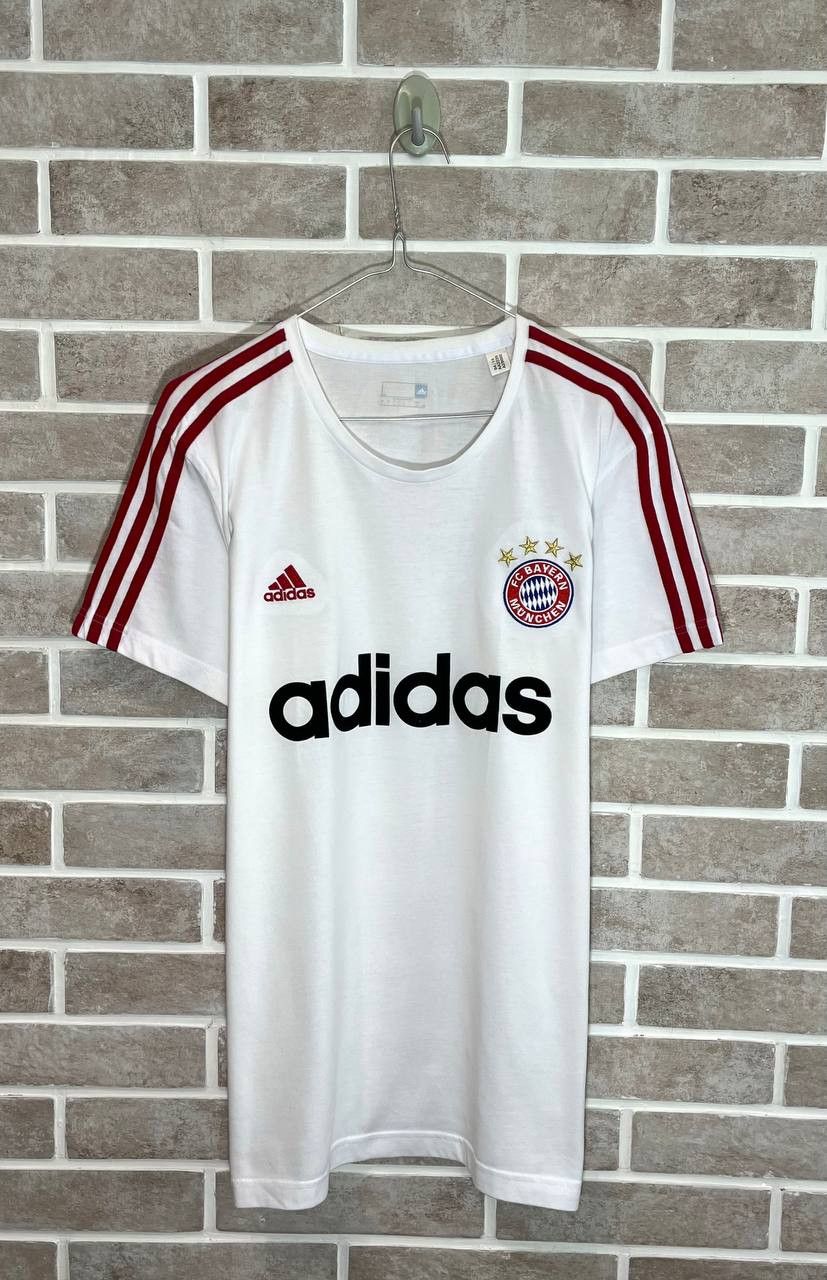Adidas FC Bayern München Munich Adidas Graphic Tee 2015 Size US L / EU 52-54 / 3 - 1 Thumbnail