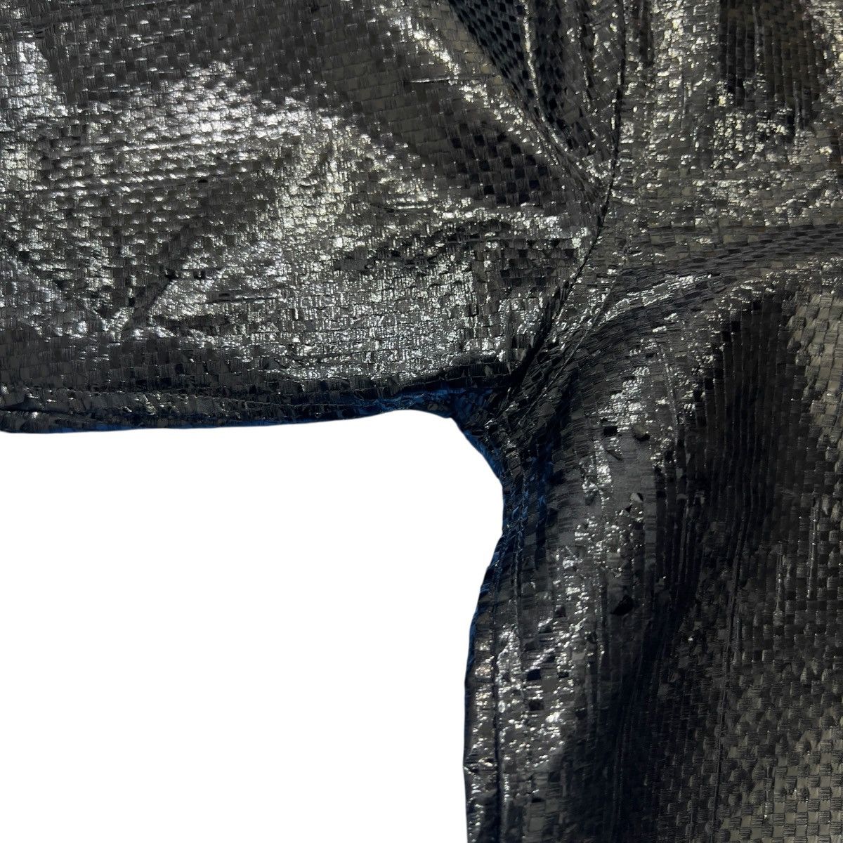 Alexander McQueen Alexander McQueen Glossy Embossed Short Sleeve Shirts Size US L / EU 52-54 / 3 - 4 Thumbnail