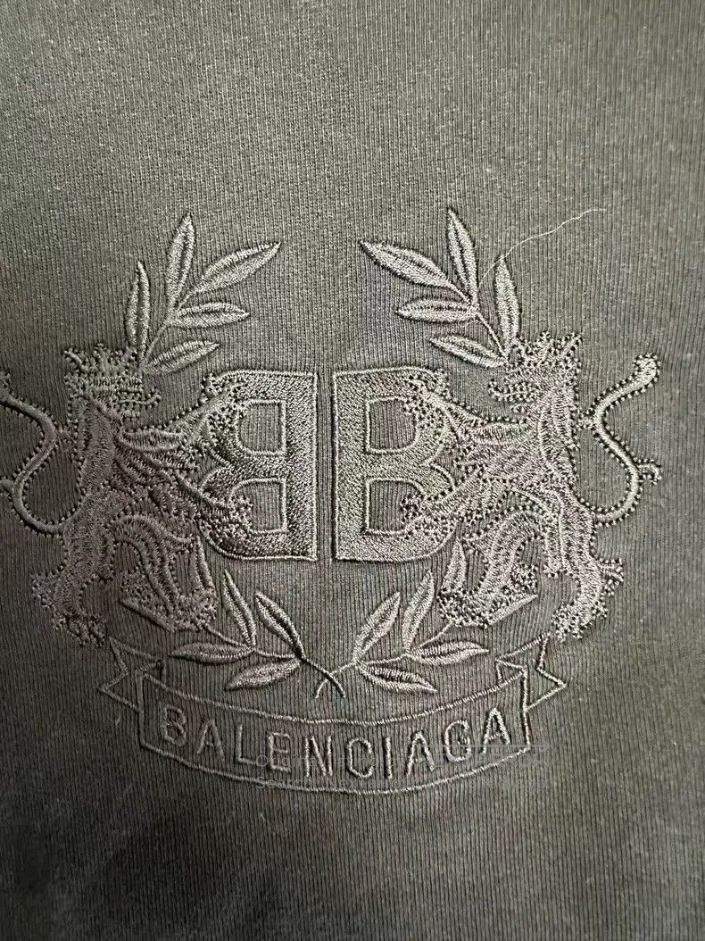 Balenciaga Balenciaga Thick Fleece Round Neck Sweatshirt Size US S / EU 44-46 / 1 - 3 Thumbnail
