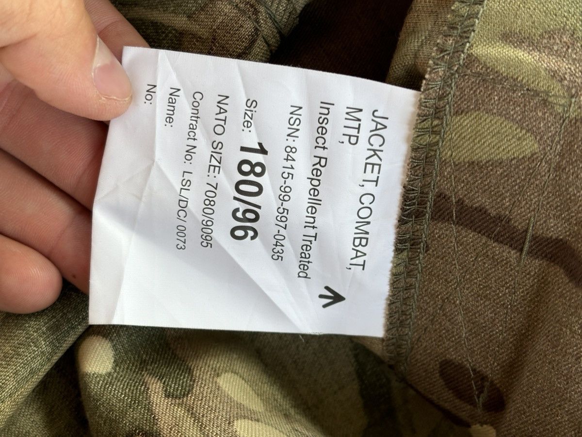 Vintage Vintage Men UK Combat Jacket in Green new Size US L / EU 52-54 / 3 - 8 Thumbnail