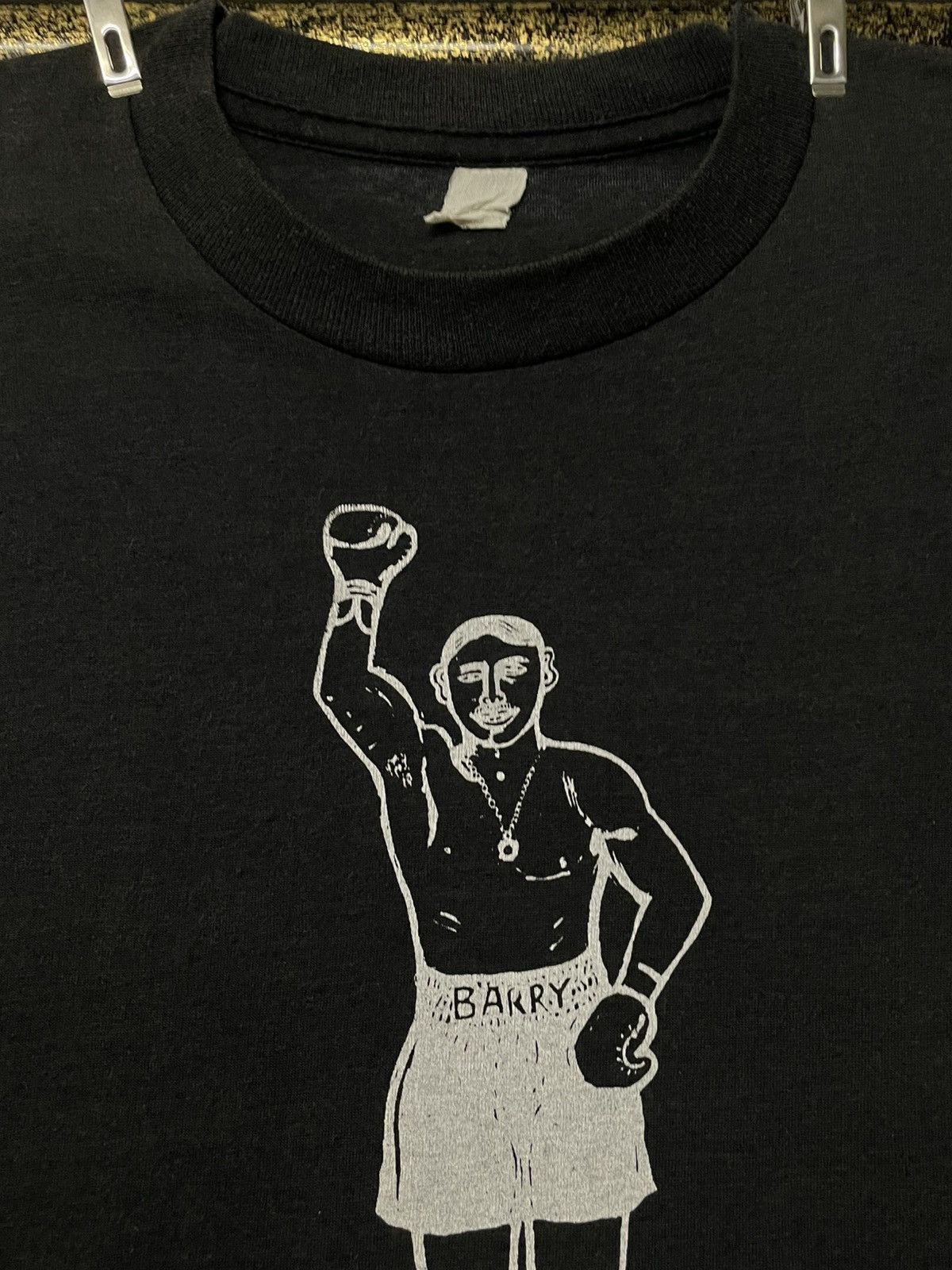 Vintage Vintage 90s Janet Milner Art Boxing Barry Single Stitch Tee Size US L / EU 52-54 / 3 - 7 Thumbnail