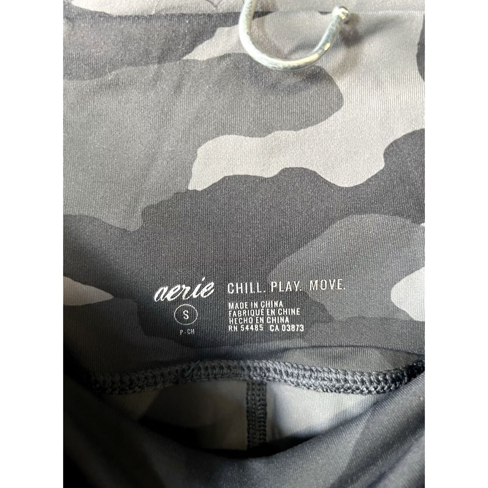 Vintage Aerie Leggings Cropped Activewear Womens Gray Size S Pull On by Aerie Leggings - Cropped, Gray, XS? Size 28" / US 6 / IT 42 - 3 Thumbnail