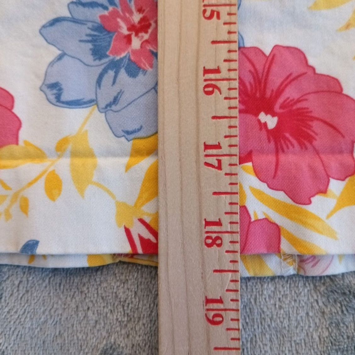 Old Navy Old Navy Skirt Women Knee Length Yellow Floral Cotton Blend 2 Slit Pencil Vintage No Mens Womens Girls Size 26" / US 2 / IT 38 - 5 Thumbnail