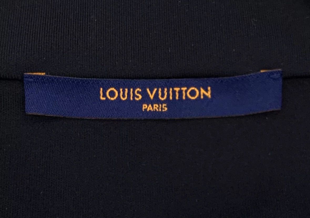 Louis Vuitton Louis Vuitton LV black print and warm zipper hooded jacket Size US L / EU 52-54 / 3 - 6 Thumbnail