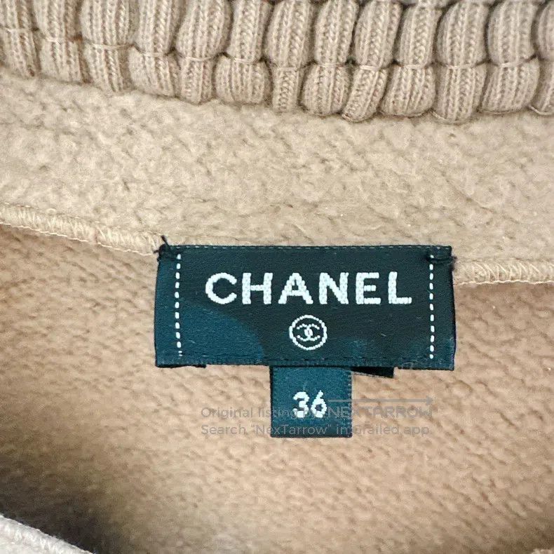 Chanel Chanel 24K brown fur teddy back letter sweatshirt Size XS / US 0-2 / IT 36-38 - 3 Thumbnail