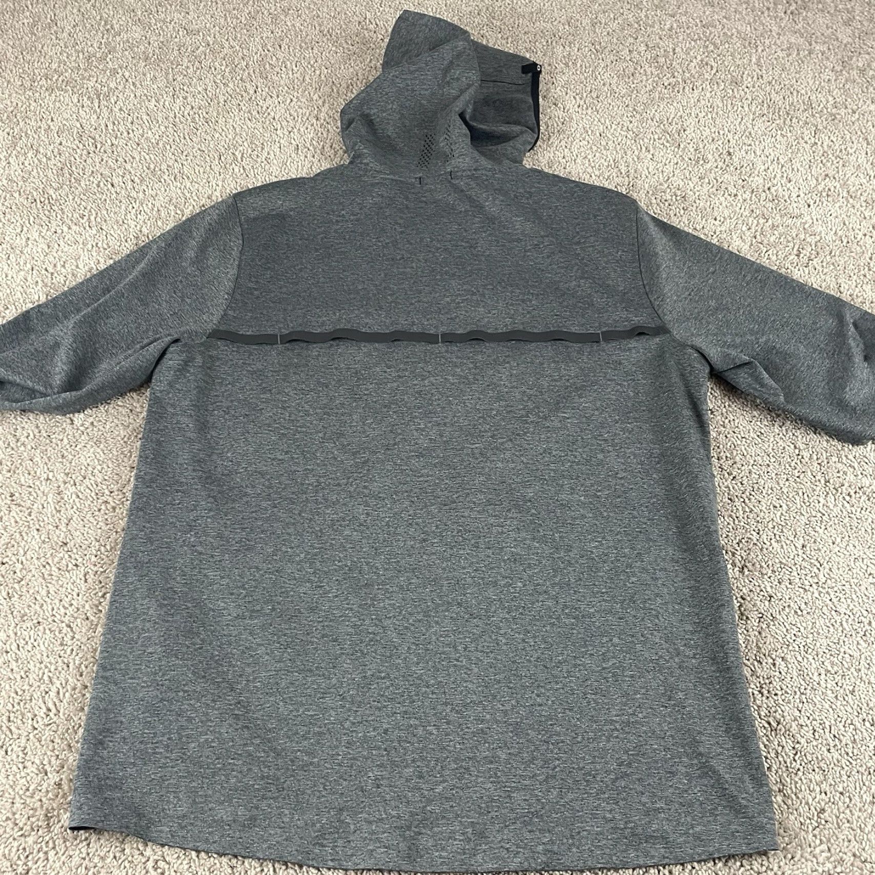 Oakley Oakley Jacket Mens Large Gray Softshell Full Zip Wind-Resistant Pockets Reflective Breathable Outdoor Short/Long? Size US L / EU 52-54 / 3 - 4 Thumbnail