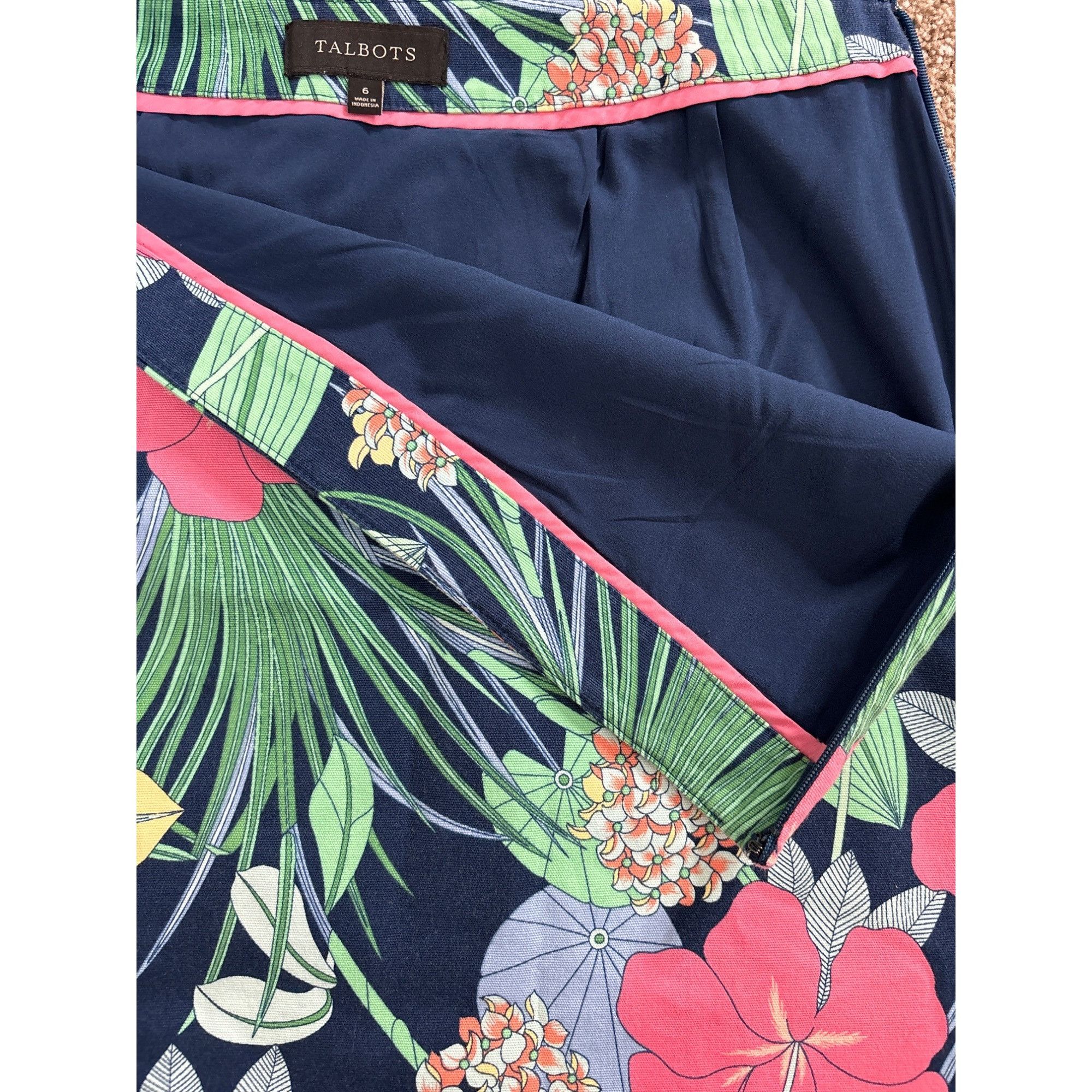 Talbots TALBOTS WOMEN'S COTTON CANVAS A-LINE SKIRT HIBISCUS PRINT SZ Size 28" / US 6 / IT 42 - 4 Thumbnail