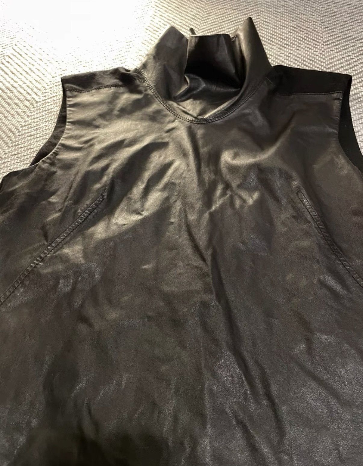 Helmut Lang Helmut Lang Dark Leather Panel Sleeveless Vest K24 Size US S / EU 44-46 / 1 - 8 Thumbnail