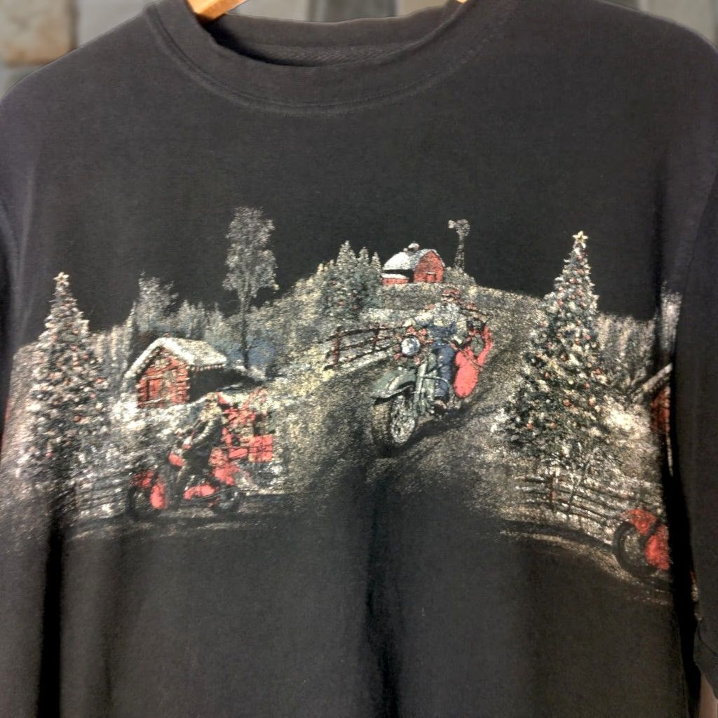 Vintage VINTAGE Clearwater Outfitters Shirt Medium Black Santa Biker Christmas Moto T-Shirt Mens Size US M / EU 48-50 / 2 - 1 Thumbnail