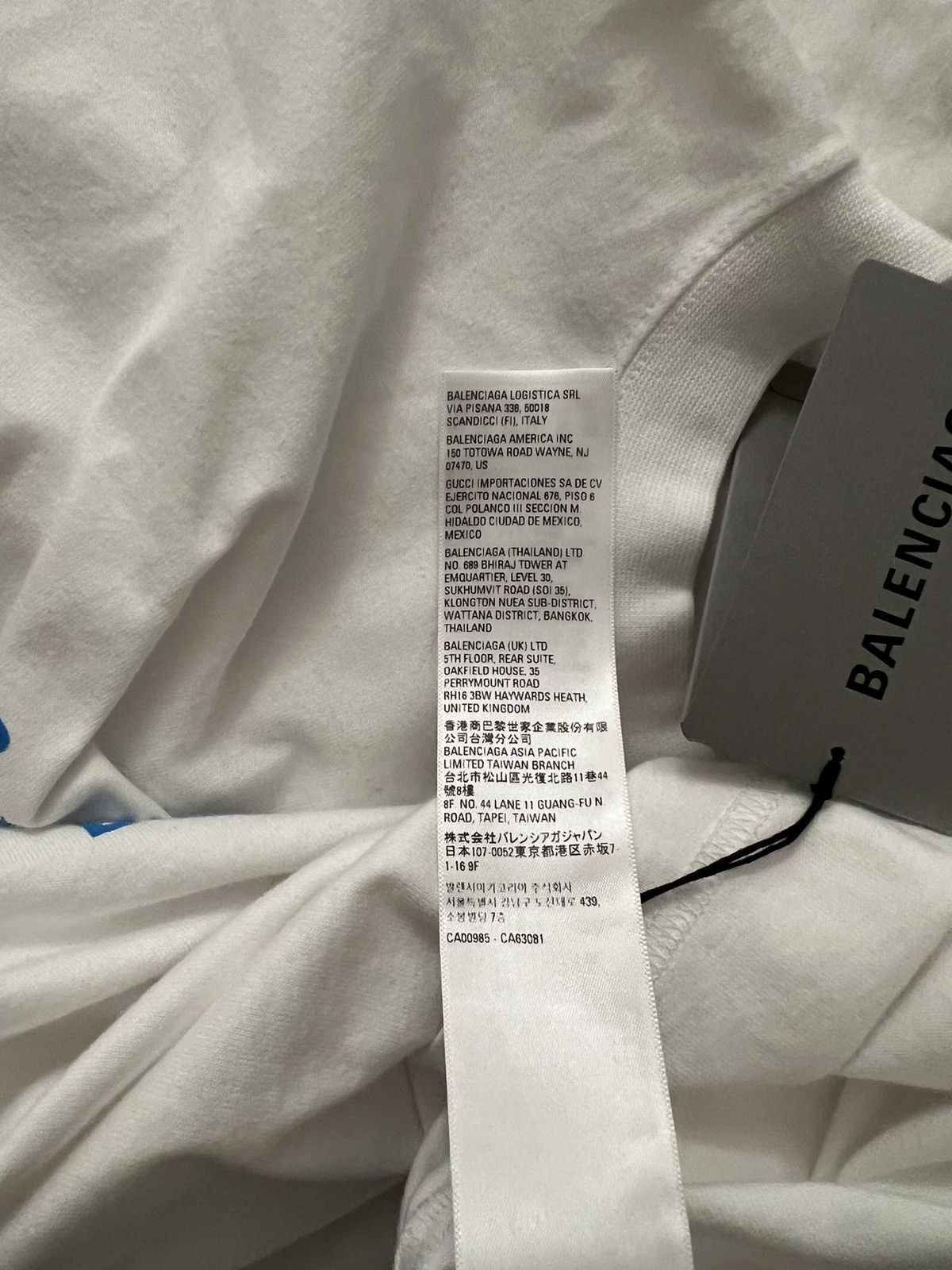 Balenciaga BALENCIAGA WFP T-SHIRT MEDIUM FIT IN WHITE Size US M / EU 48-50 / 2 - 7 Thumbnail