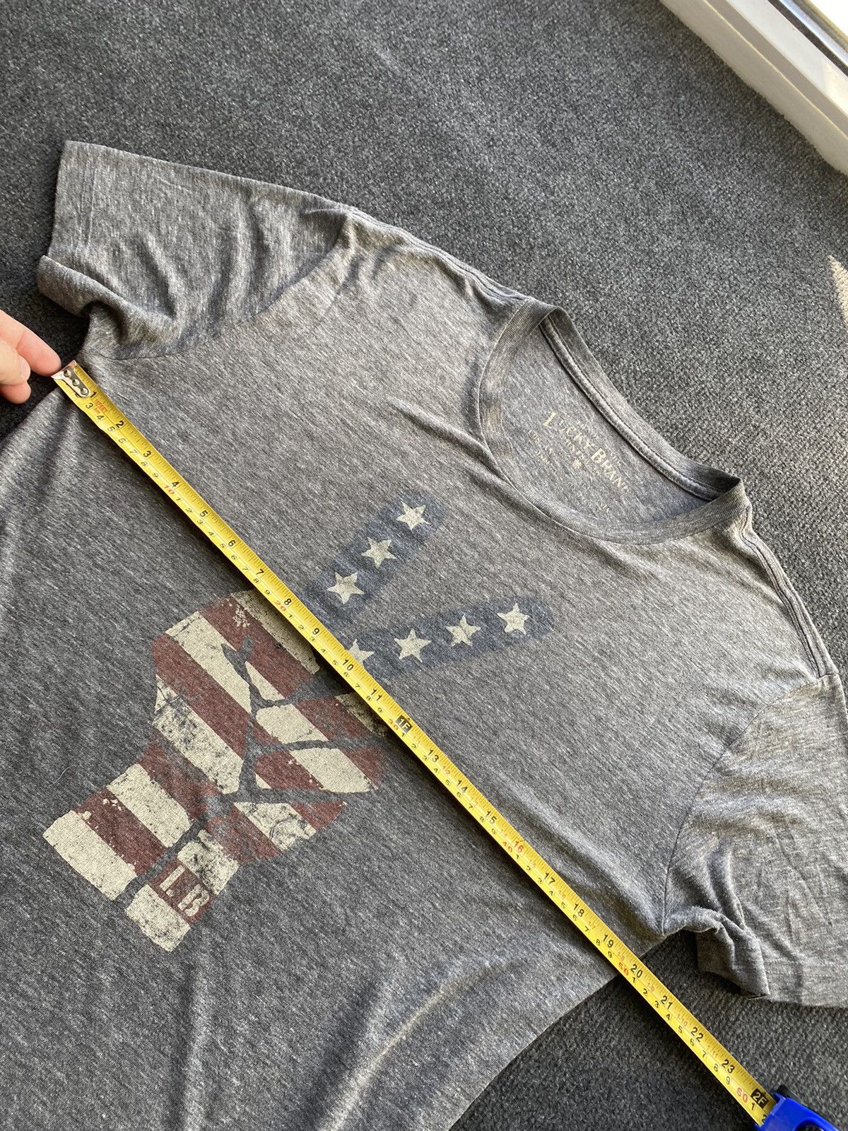 Lucky Brand 🔥Cowboy Western Vntg Lucky Brand tee gray mens s finger logo Size US S / EU 44-46 / 1 - 6 Thumbnail