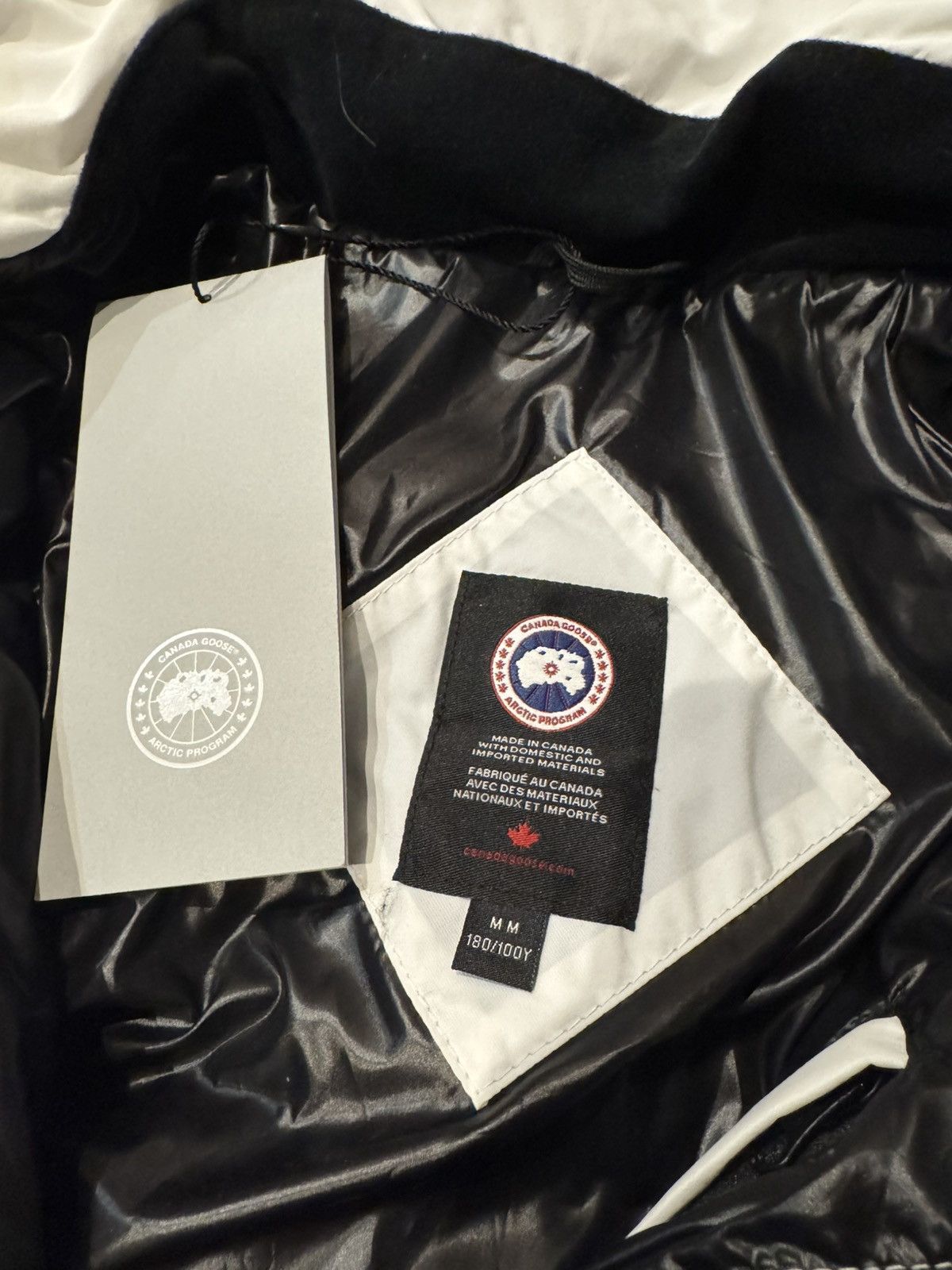 Canada Goose Canada Goose HyBridge Base Jacket Size US M / EU 48-50 / 2 - 6 Thumbnail