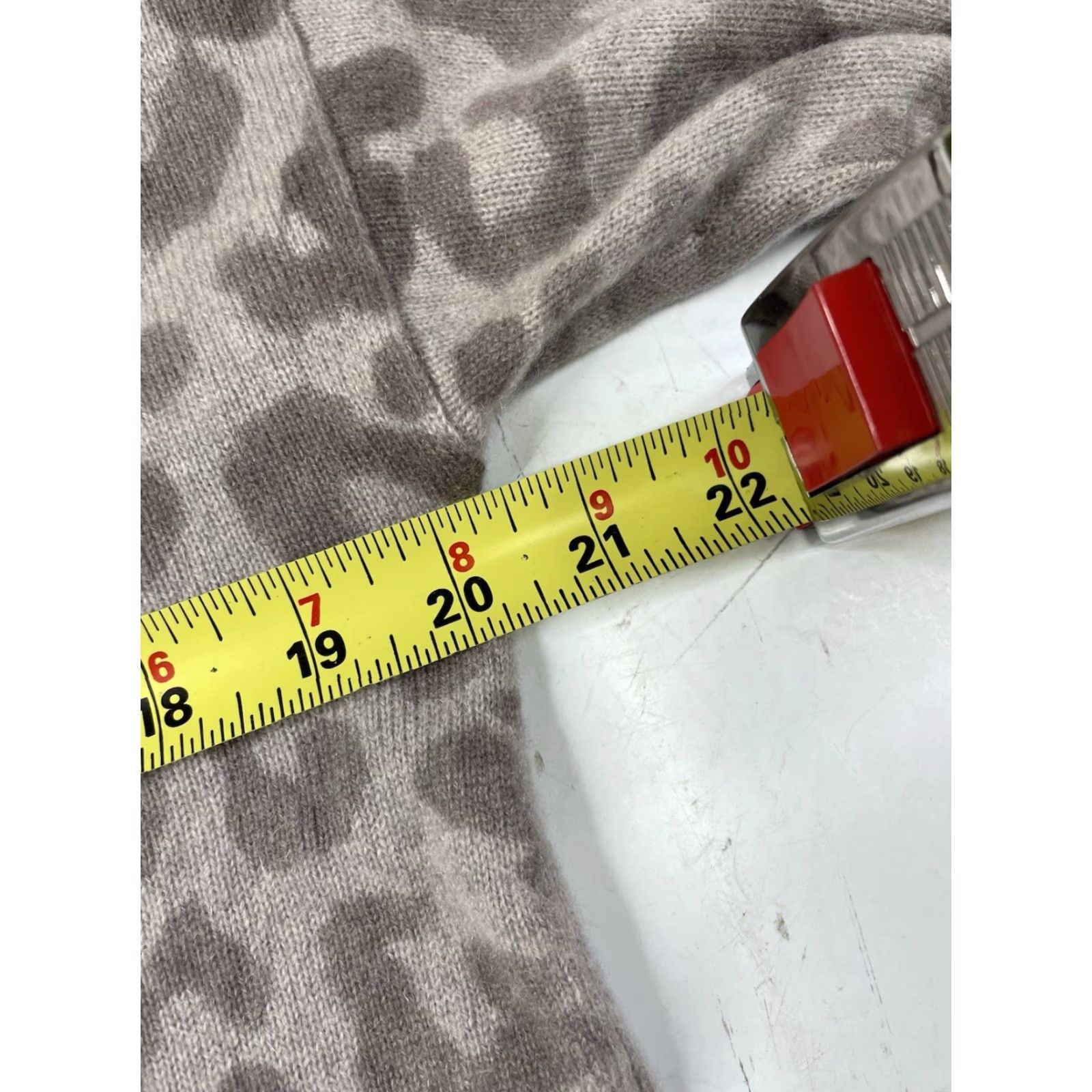 Saks Fifth Avenue Saks Fifth Avenue Sweater Cardigan Women XS Multicolor Cashmere Open Front Long Sleeve V-Neck Animal Print Knit Casual Womens Size XS / US 0-2 / IT 36-38 - 7 Thumbnail