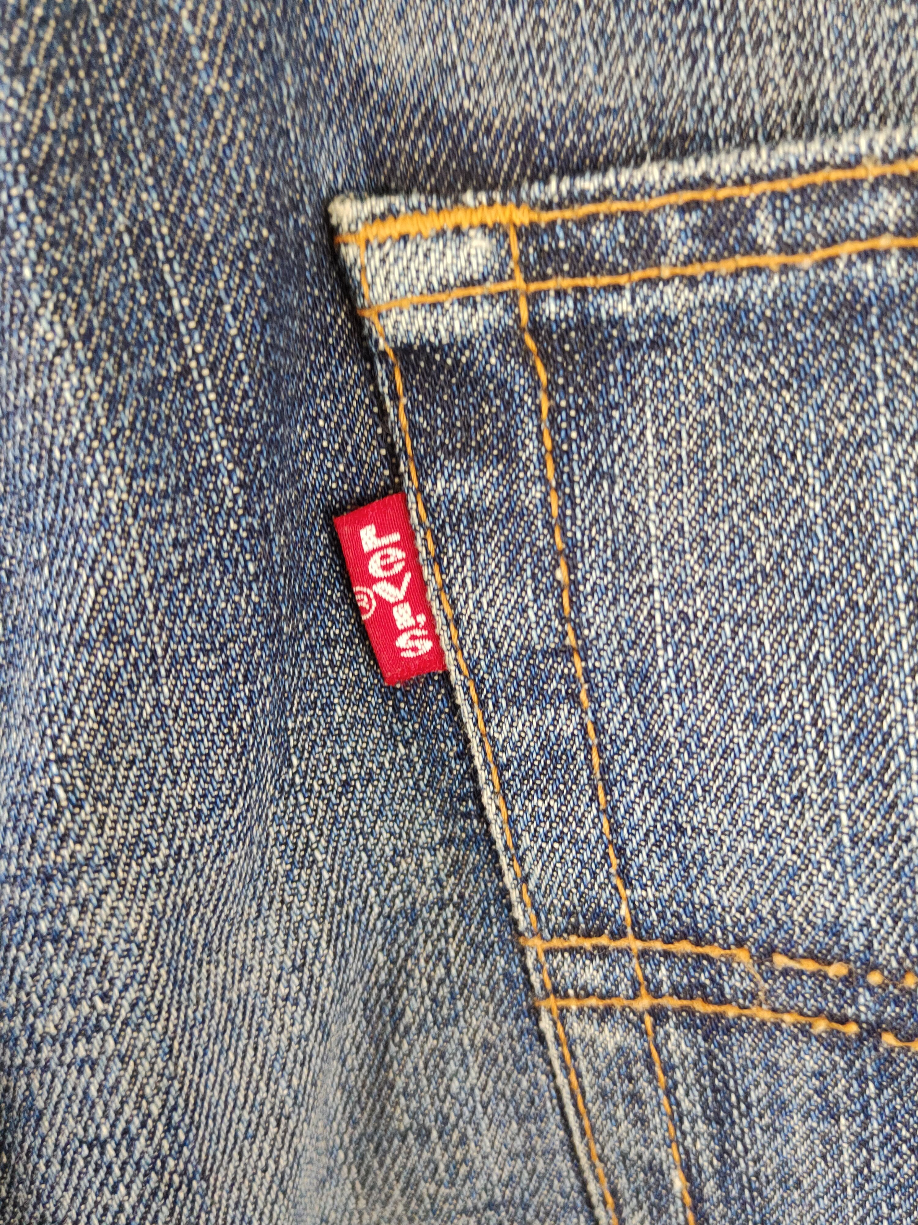 Levi's 569 Levi's vintage Dark Blue Distressed Ripped Jeans #S1828 Size US 31 - 9 Thumbnail
