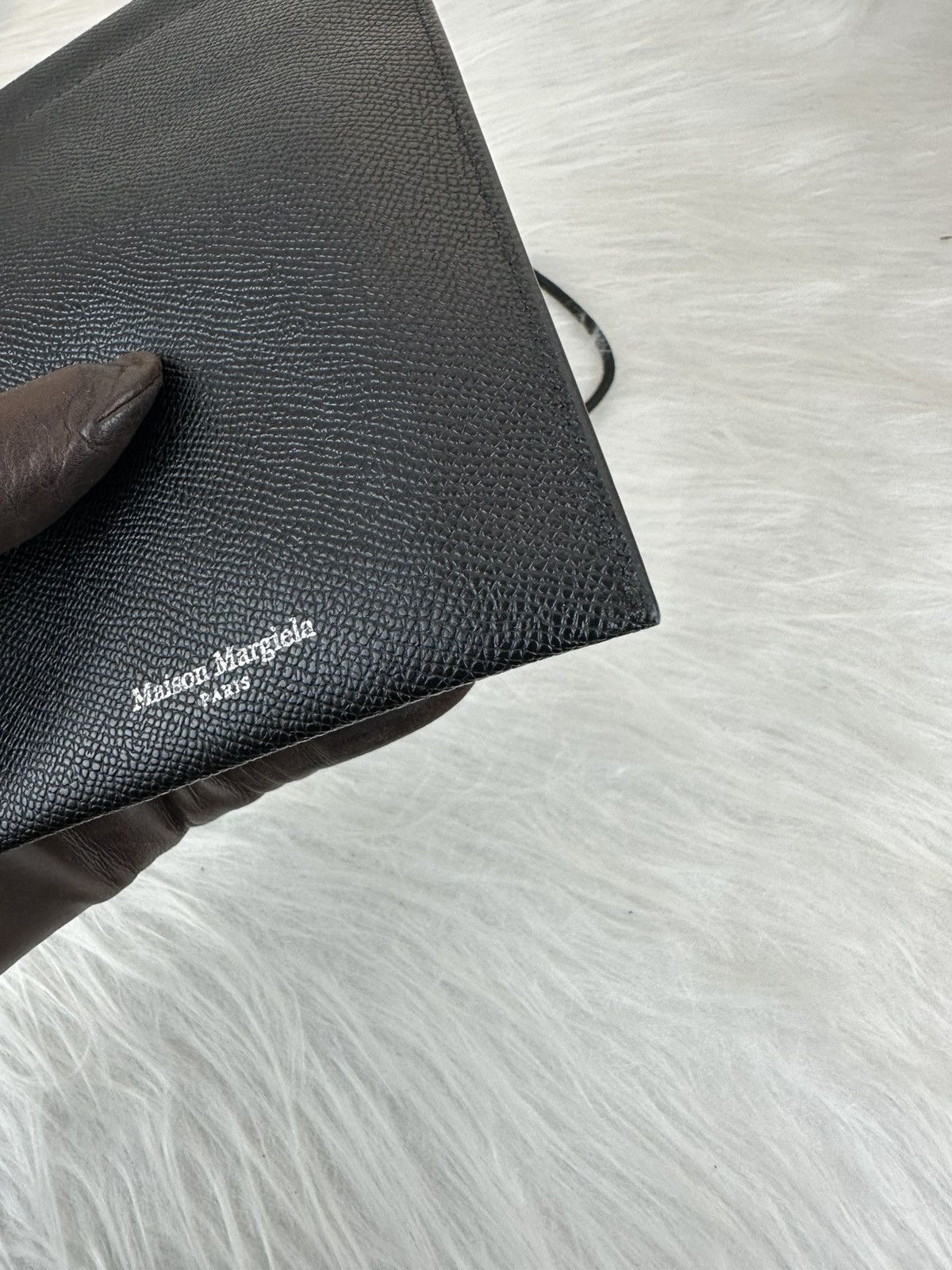 Maison Margiela Maison Margiela Four Stiches Phone Holder Bag Size ONE SIZE - 5 Thumbnail