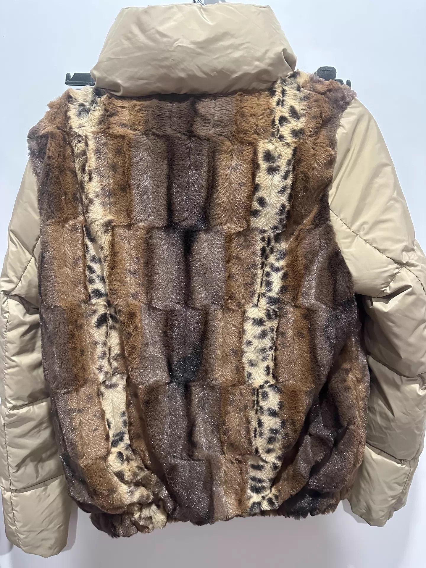 Alexander McQueen AMQ Vintage Eco Fur Leopard Print Slim Fit Unisex Down Jkt Size S / US 4 / IT 40 - 2 Thumbnail