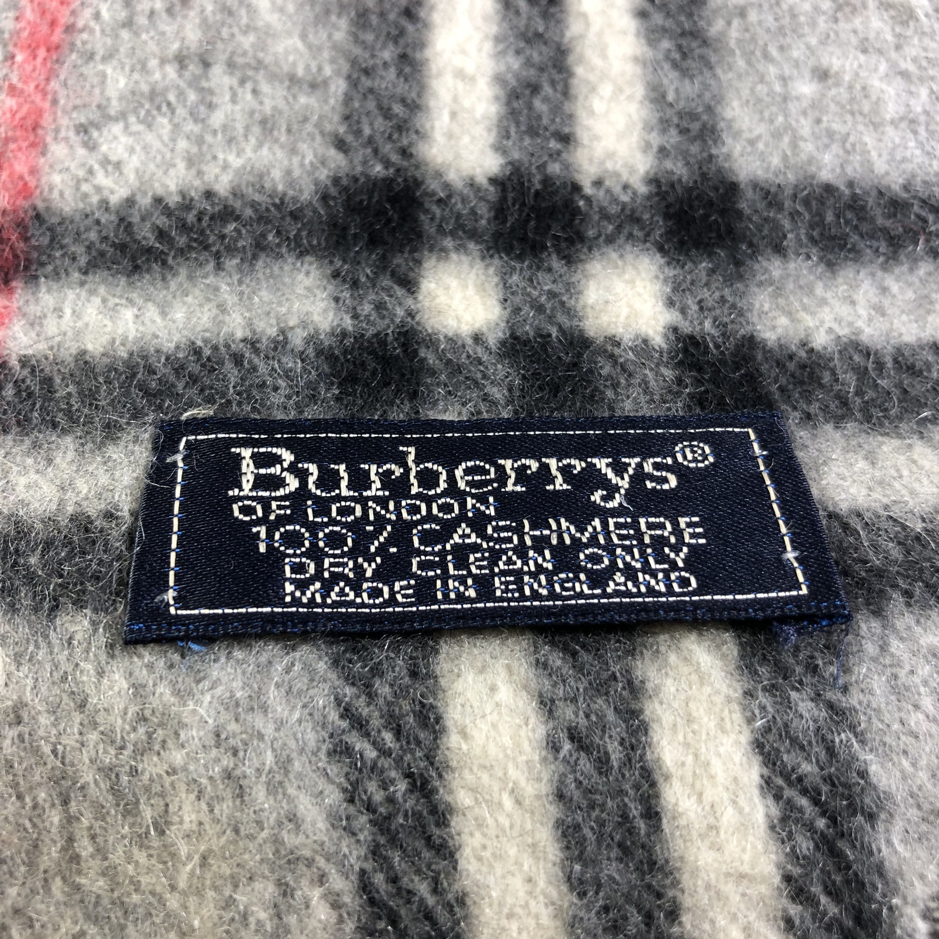Burberry Burberrys Nova Check Grey Cashmere Scarf Muffler V1763 Size ONE SIZE - 4 Thumbnail
