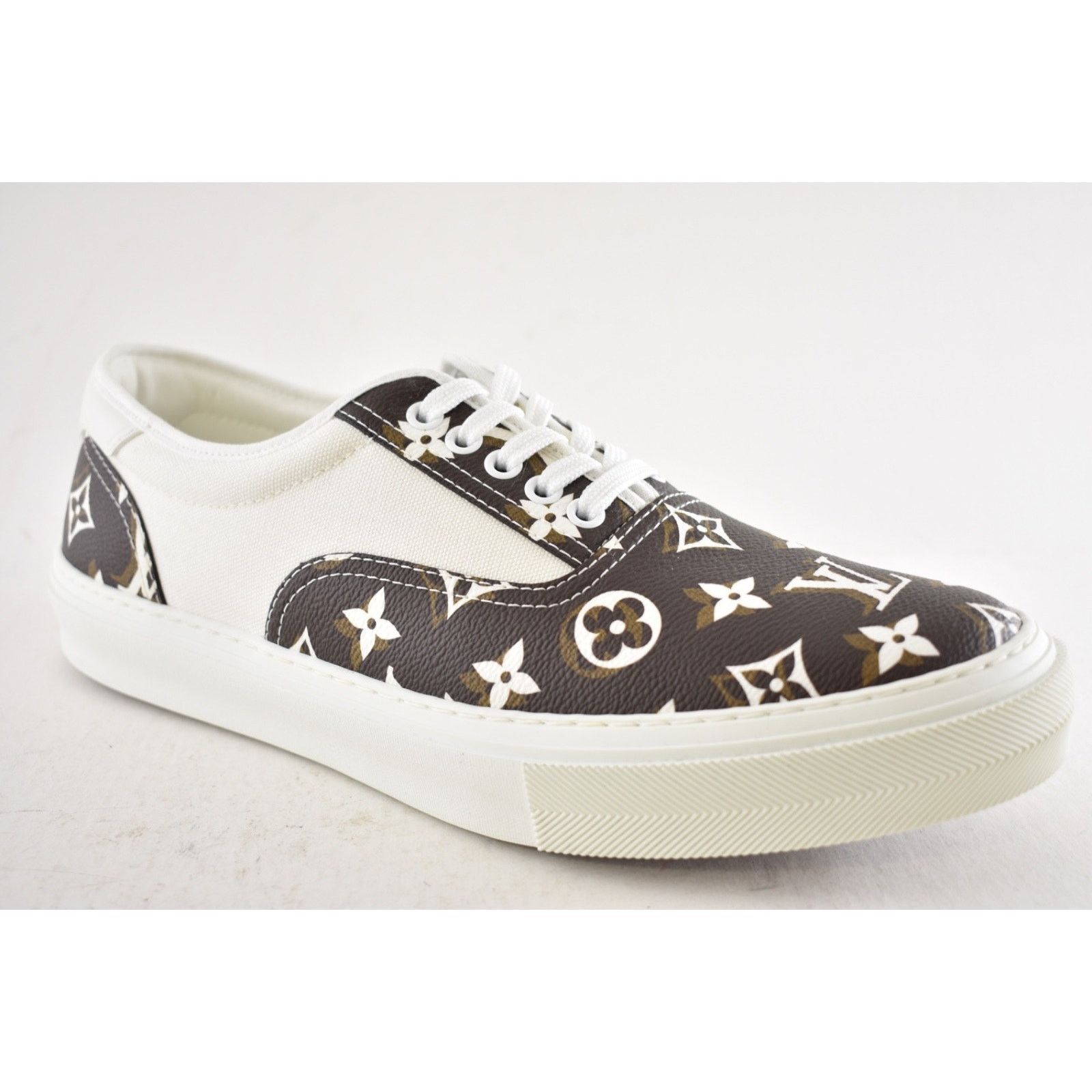 Louis Vuitton Louis Vuitton Trocadero Richelieu White Monogram Logo Low Size US 10 / EU 43 - 4 Thumbnail