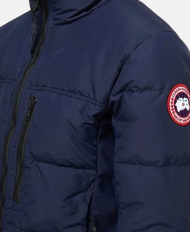 Canada Goose Canada Goose HyBridge Jacket Navy Men's Size S Size US S / EU 44-46 / 1 - 11 Thumbnail