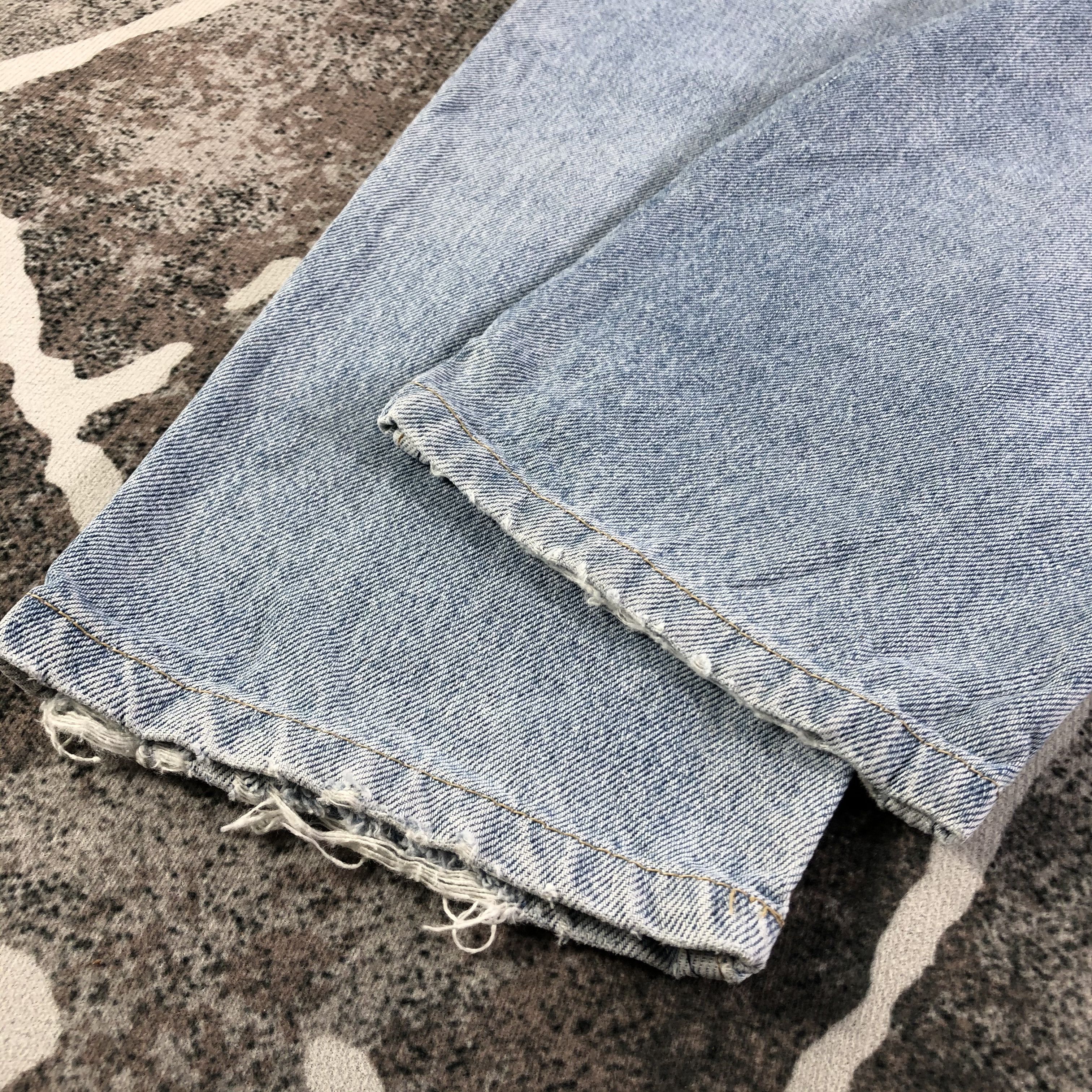 Levi's Vintage Levis 610 Jeans Light Wash Jeans KJ2040 Size US 31 - 5 Thumbnail