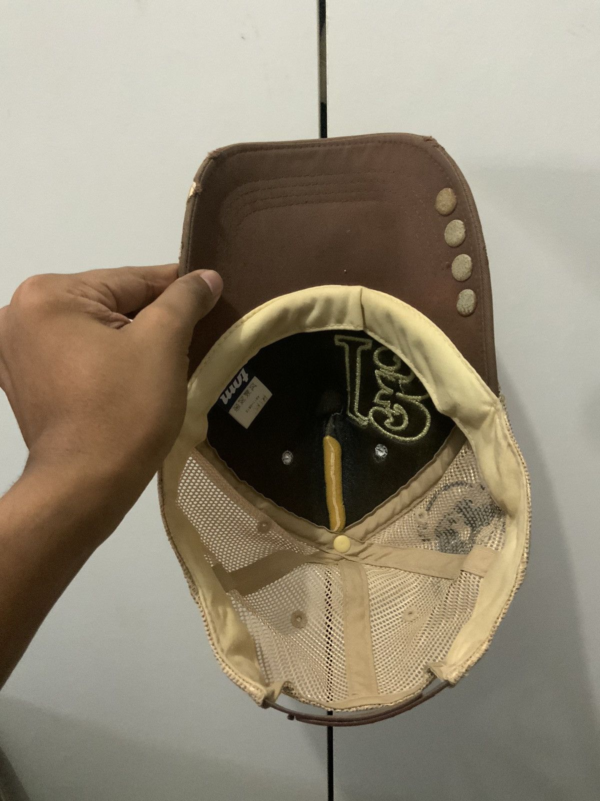 Japanese Brand WBone Obligation Distressed Trucker Hat Size ONE SIZE - 7 Thumbnail