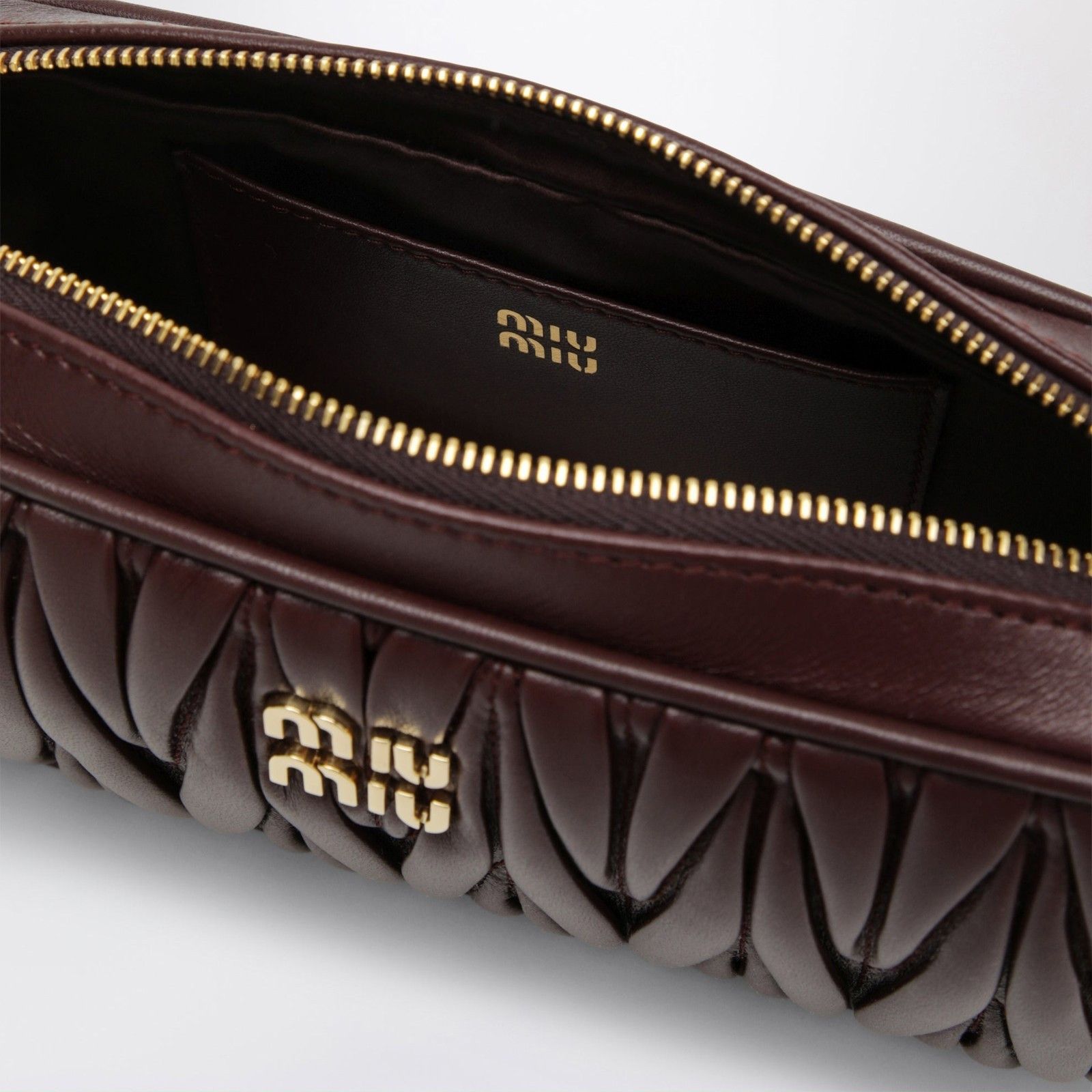 Miu Miu MIU MIU $1950 Burgundy Matelassé Nappa Leather Pouch New & A Size ONE SIZE - 4 Thumbnail