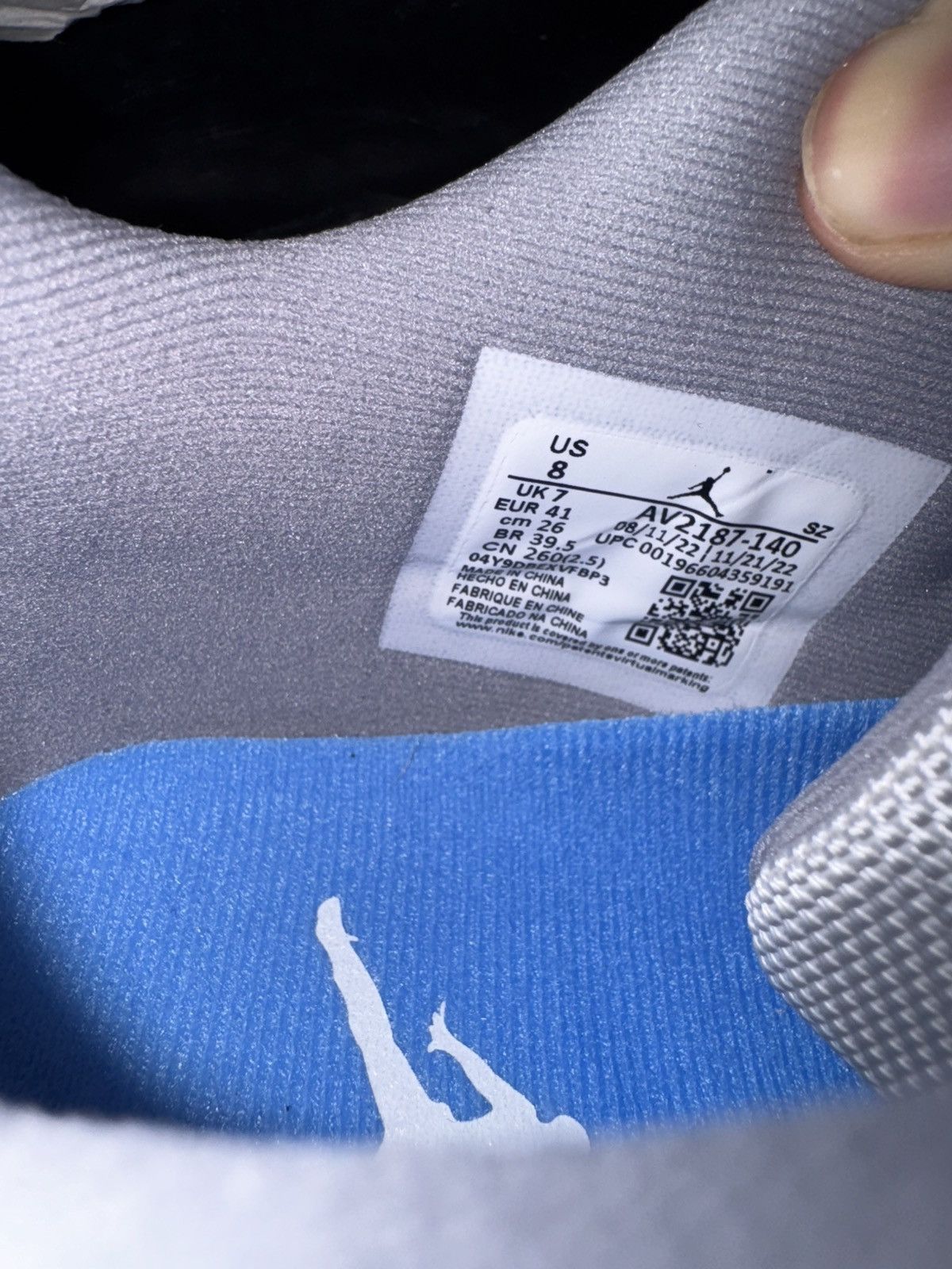 Jordan Brand Jordan 11 low cement Size US 8 / EU 41 - 6 Thumbnail