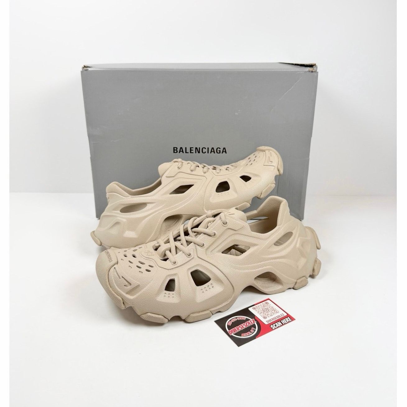 Balenciaga 🔥 BALENCIAGA CARGO SNEAKERS SHOES** NEW ** SIZE 43 EU