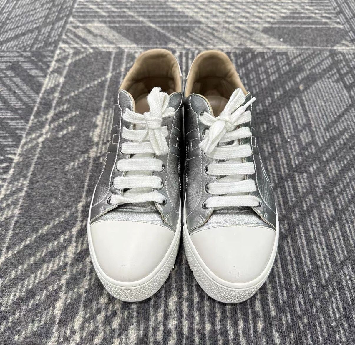 Hermes Hermes Silver Platform Casual Shoes J42 Size US 7 / IT 37 - 2 Thumbnail