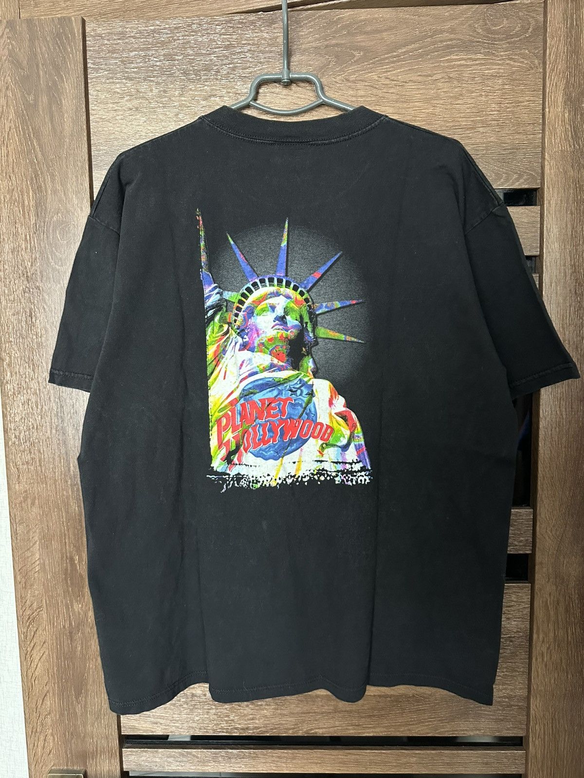 Planet Hollywood Planet Hollywood New York Statue Of Liberty Vintage 90s Tee Size US L / EU 52-54 / 3 - 3 Thumbnail