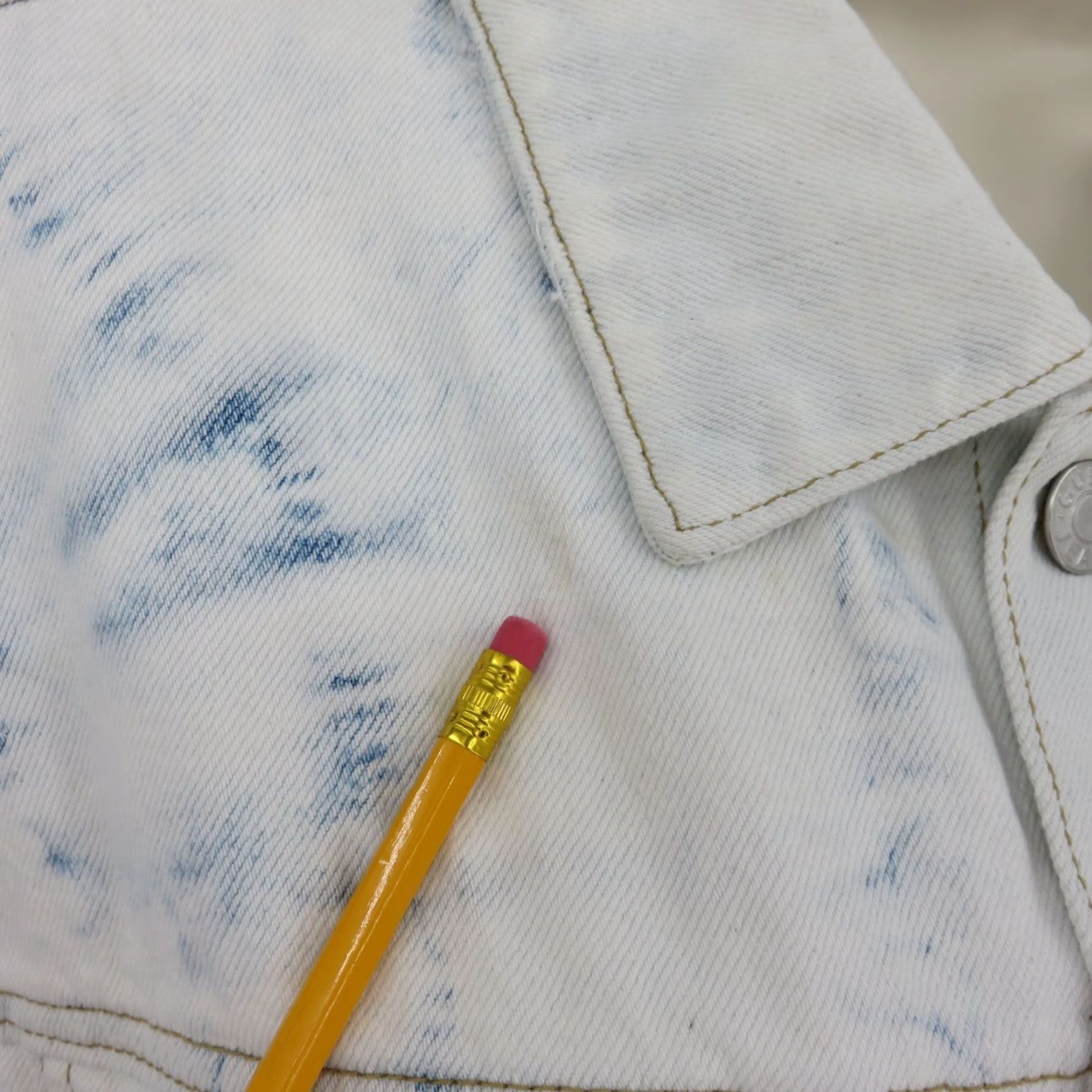 Guess Guess Women Shirt Jacket Regular M White Denim Distressed Bleached Crop NEW Defects Size M / US 6-8 / IT 42-44 - 3 Thumbnail