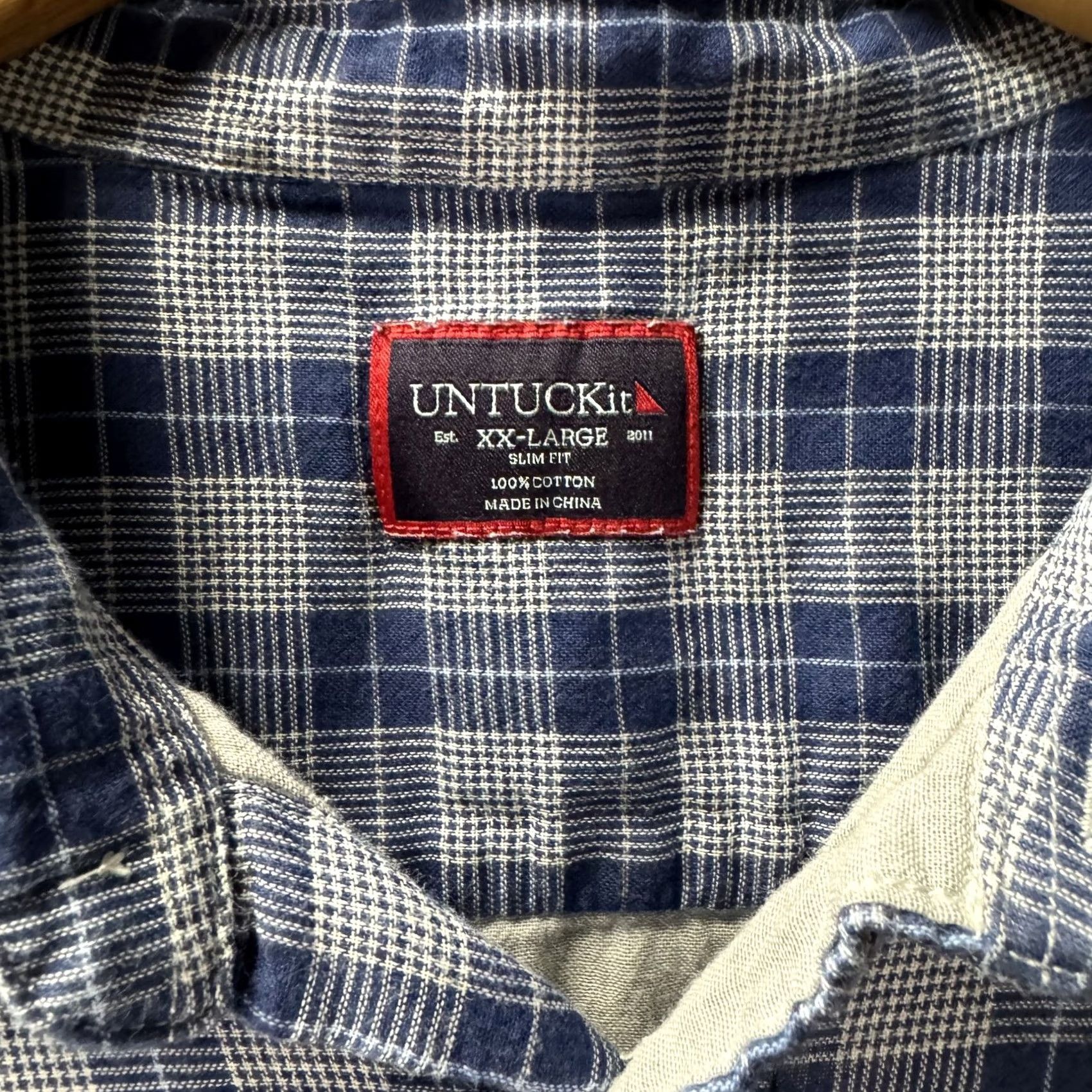 UNTUCKit UNTUCKit Shirt Mens 2XL Blue White Plaid Short Sleeve Slim Fit Button Up Casual Size US XXL / EU 58 / 5 - 4 Thumbnail