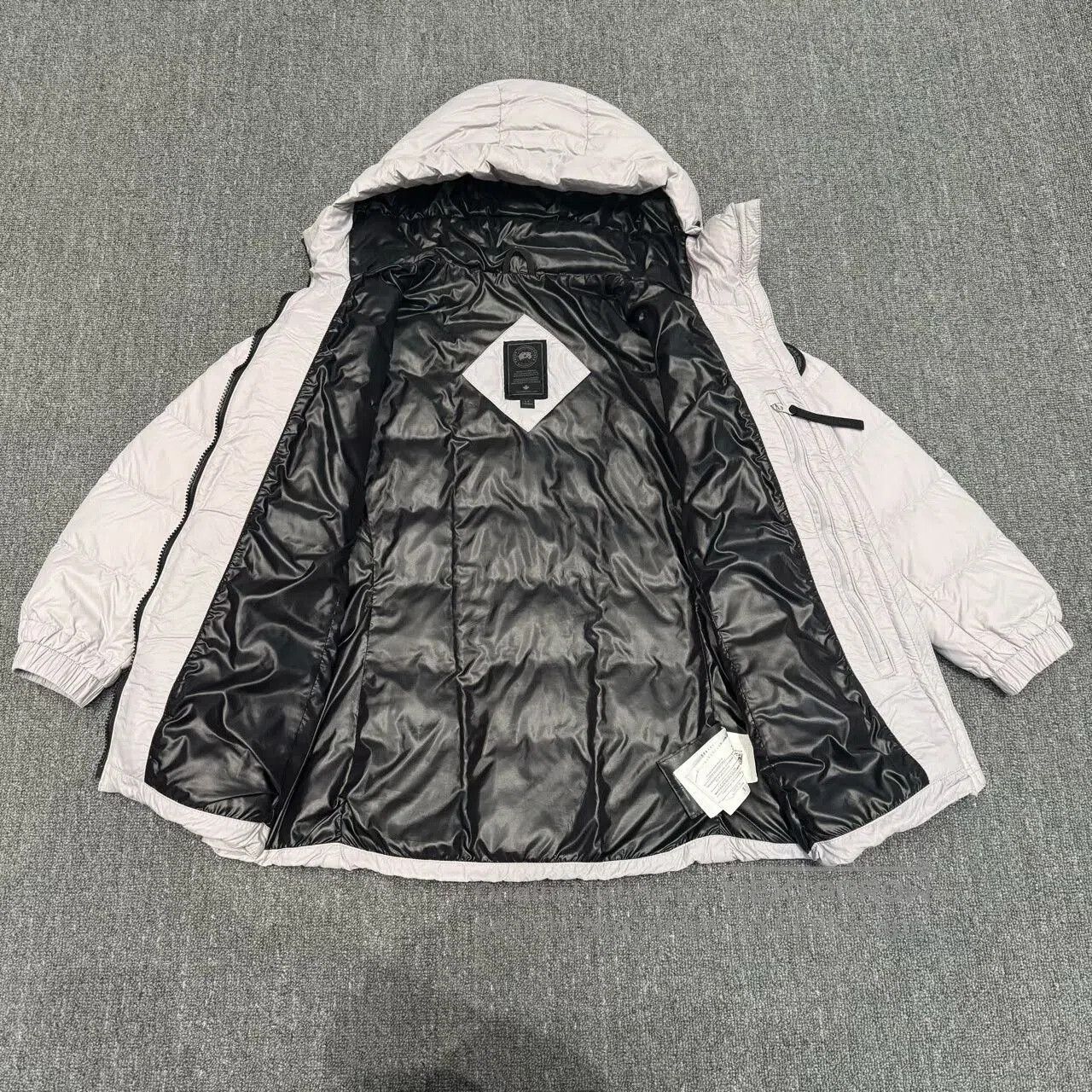Canada Goose canada goose purple down jacket with hood. Size US L / EU 52-54 / 3 - 4 Thumbnail