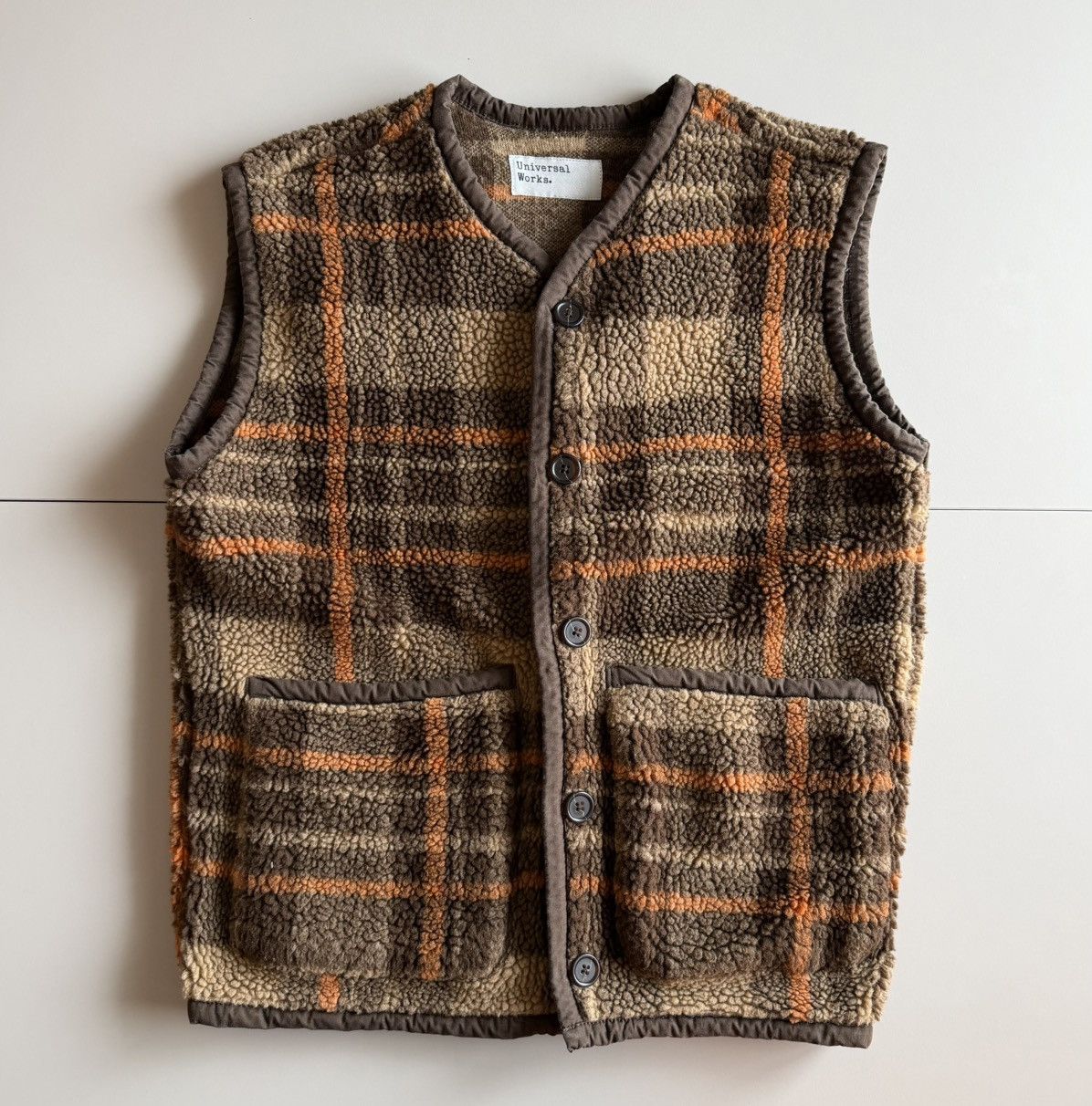 LANCASTER GILET (CHECK SHERPA FLEECE) - BROWN