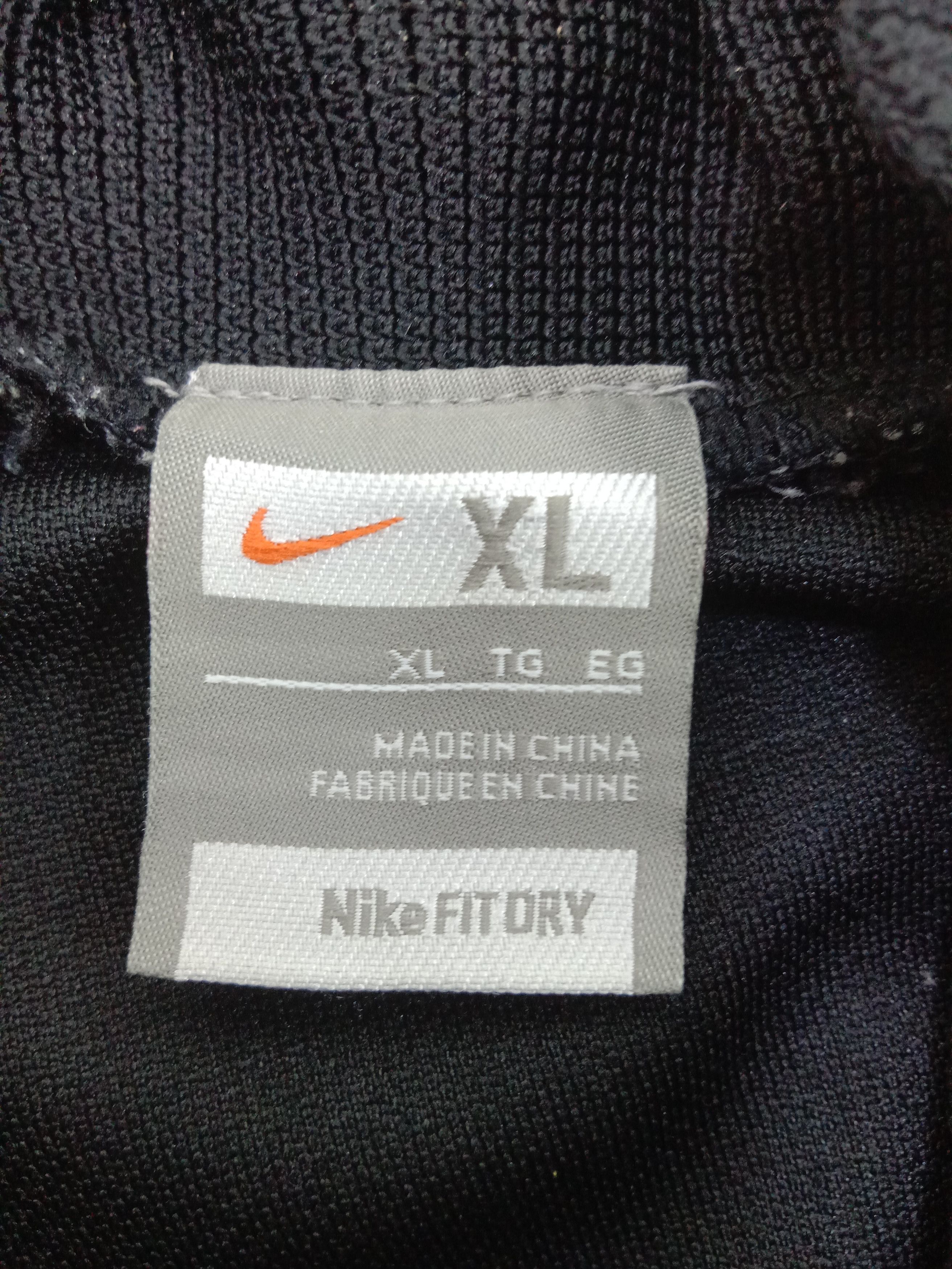 Nike Vintage Nike Dry Fit Sportwear Size US XL / EU 56 / 4 - 11 Thumbnail