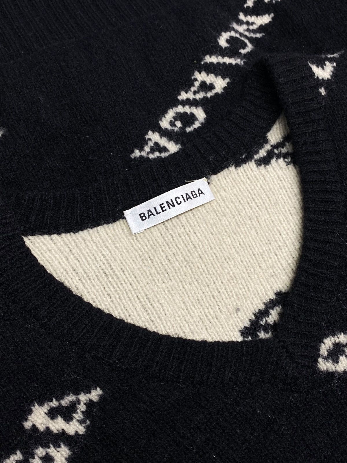 Balenciaga 🔥 BALENCIAGA LOGO KNIT SWEATER ITALY PREFALL 17 VTG VIBES Size XS / US 0-2 / IT 36-38 - 9 Thumbnail