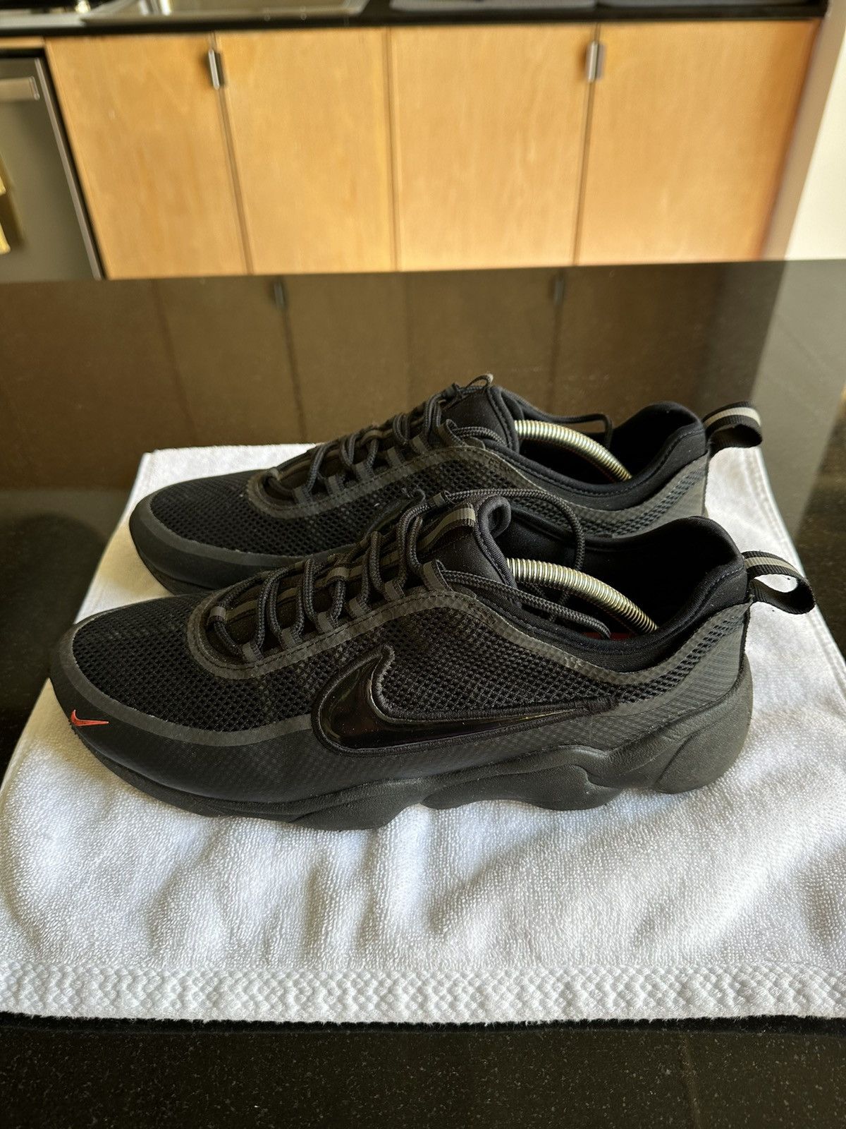 Nike Nike Air Zoom Spiridon Black Bright Crimson Size US 10.5 / EU 43-44 - 6 Thumbnail