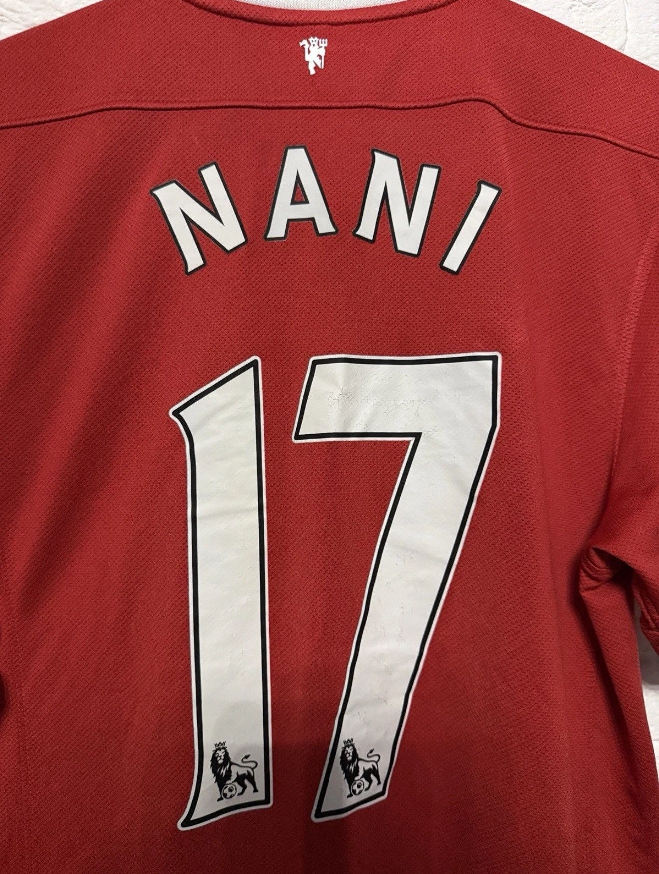Nike Nike Manchester United Nani #17 Jersey 11/12 Football Shirt Size US S / EU 44-46 / 1 - 11 Thumbnail