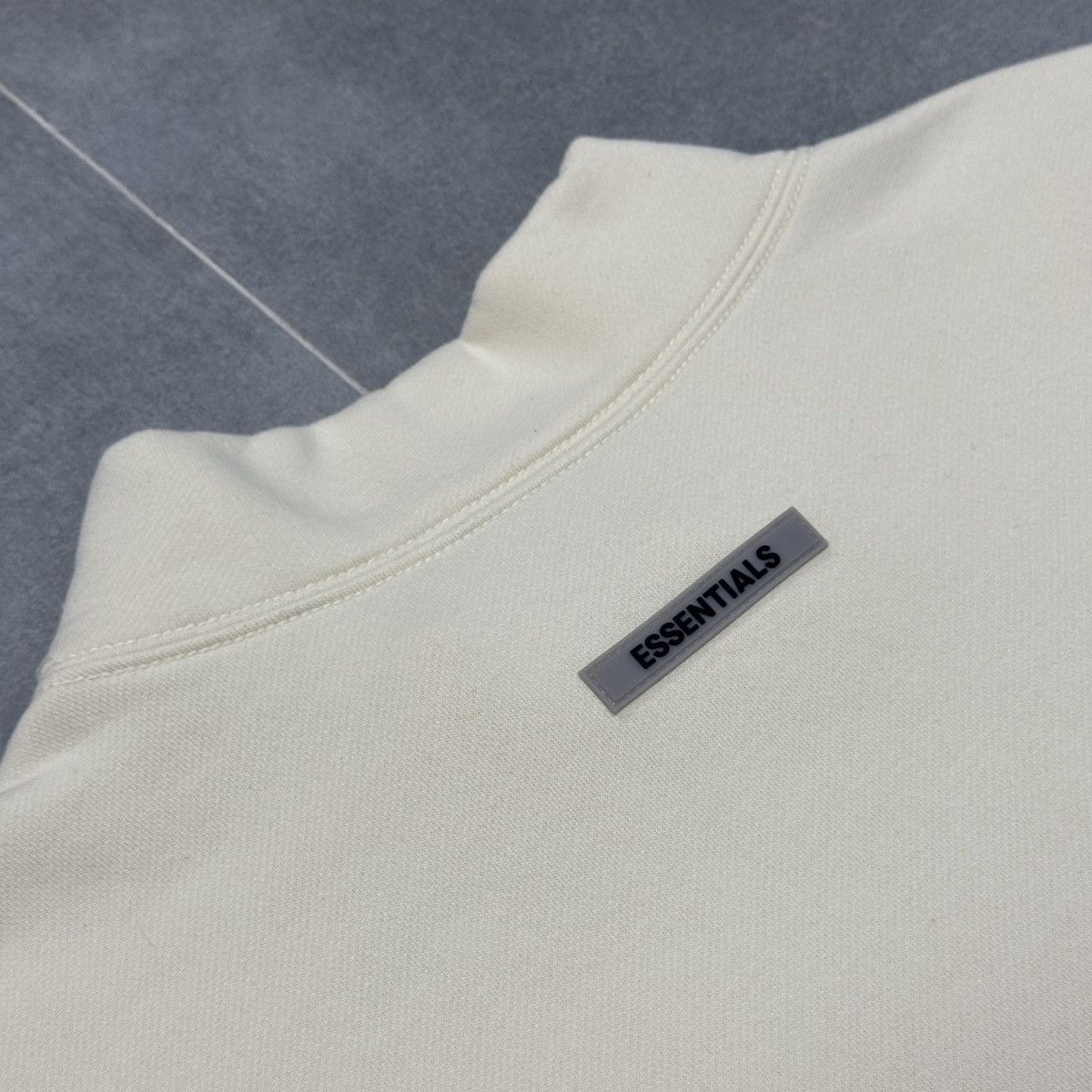 Fear of God Fear of God Essentials Pullover Mock Neck Fleece Sweatshirt Size US XL / EU 56 / 4 - 23 Thumbnail