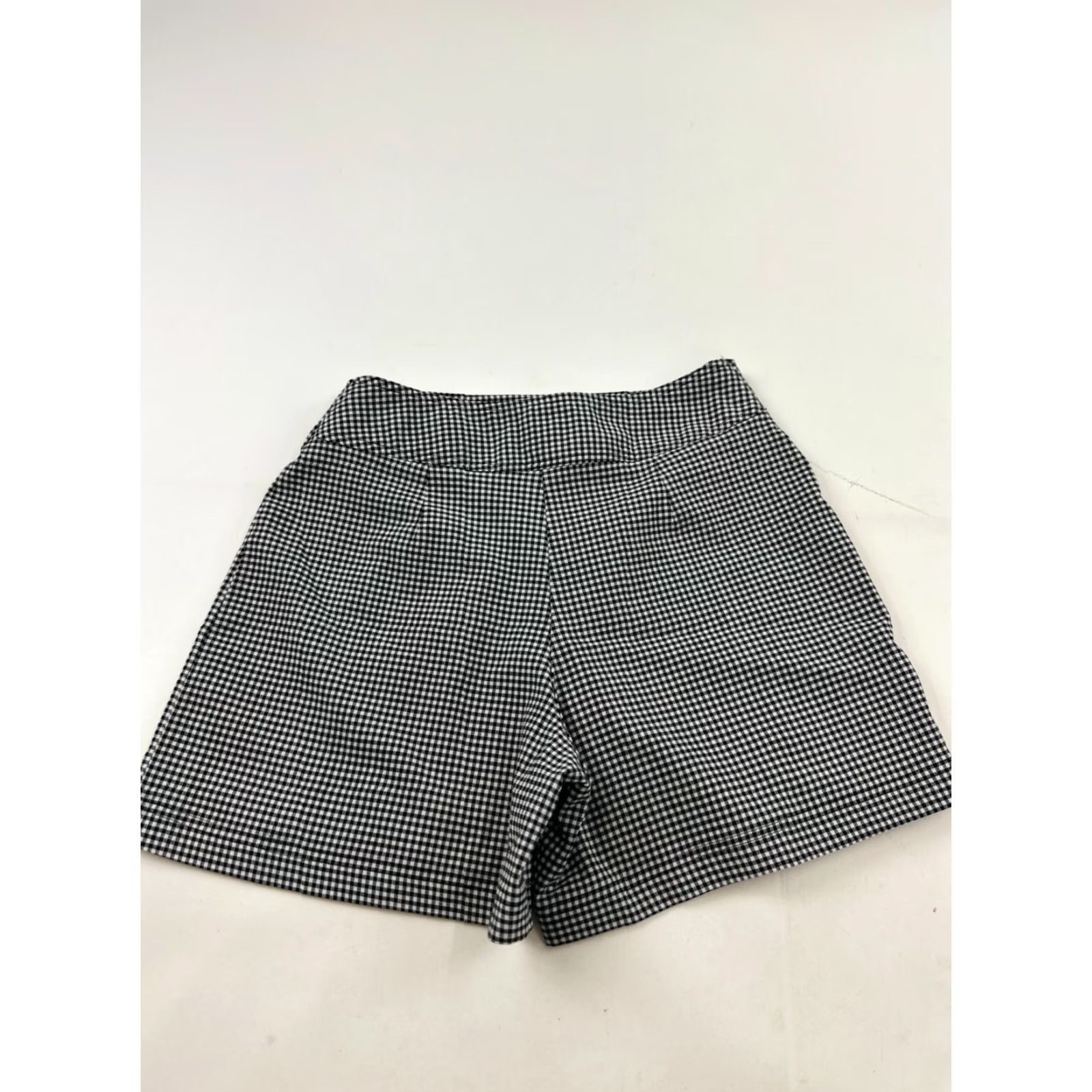 Vintage Carolina Blues Shorts Womens 6 Black White Check Bermuda 4" Inseam Wrap Front Skort Casual Womens Size 28" / US 6 / IT 42 - 2 Thumbnail