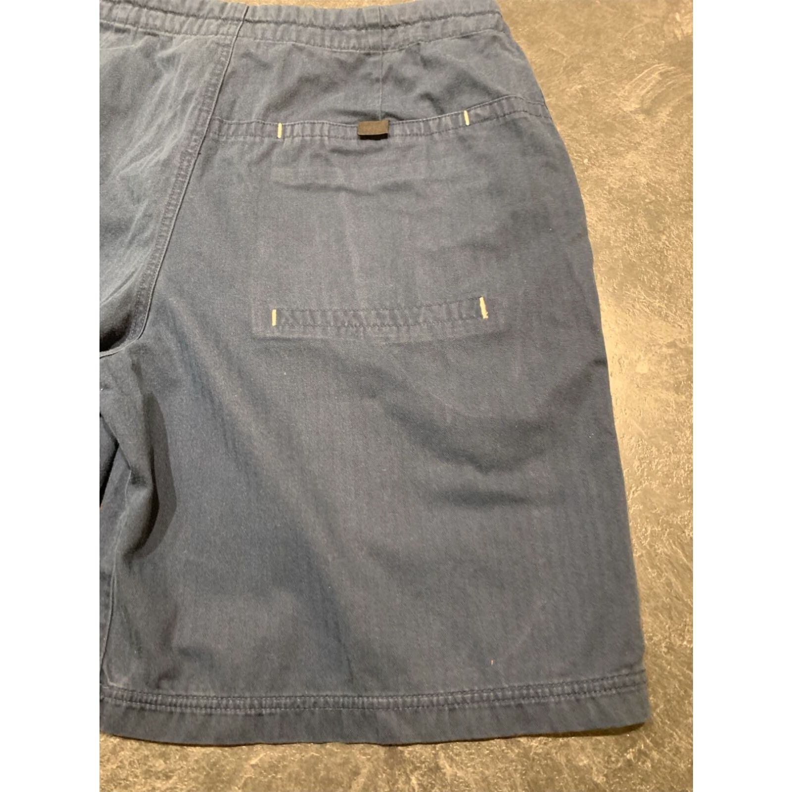 Nike VINTAGE Nike Athletic Shorts Adult Large Blue Mens Size US 33 - 6 Thumbnail