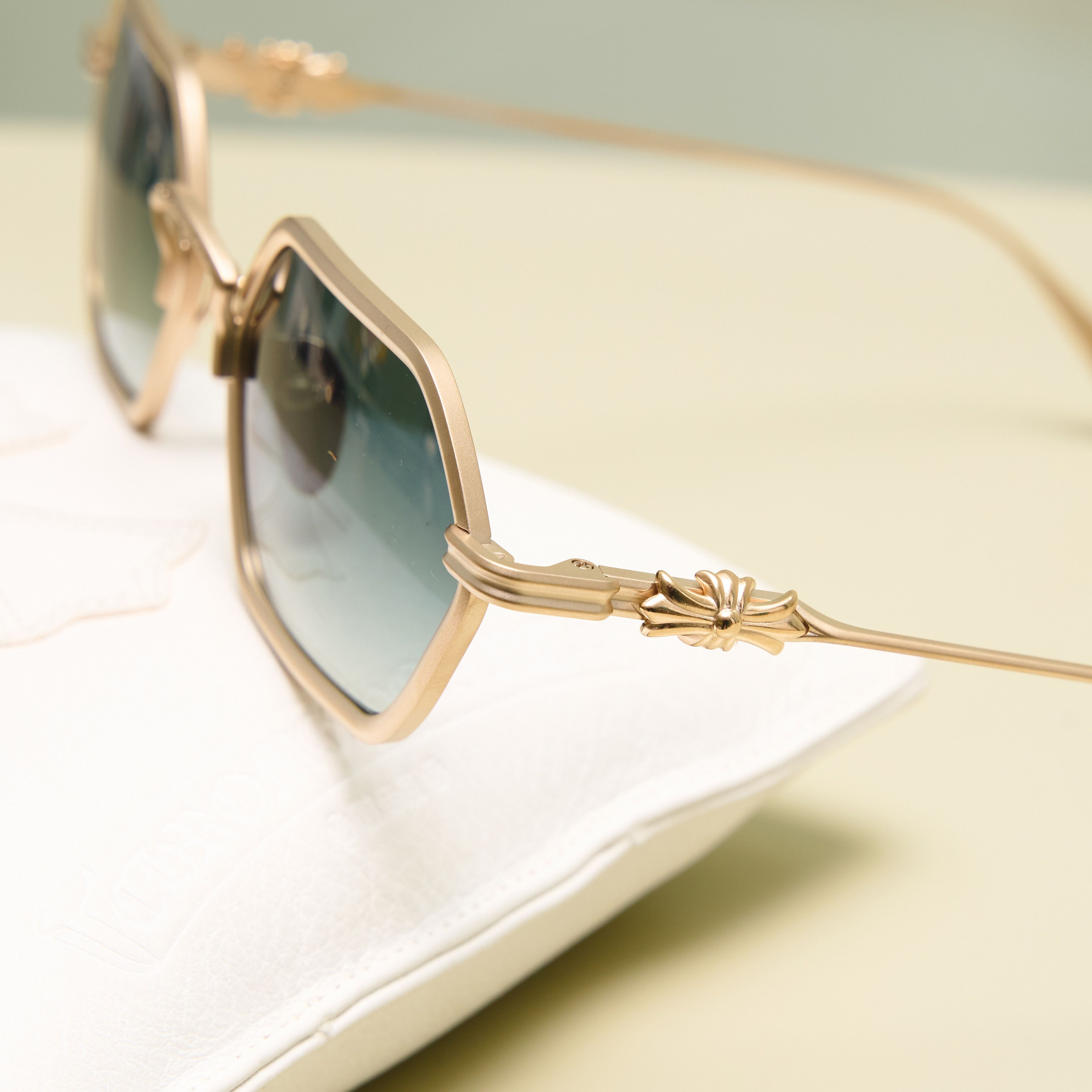 Chrome Hearts CHROME HEARTS DATASS MATTE GOLD PLATED Size ONE SIZE - 2 Thumbnail