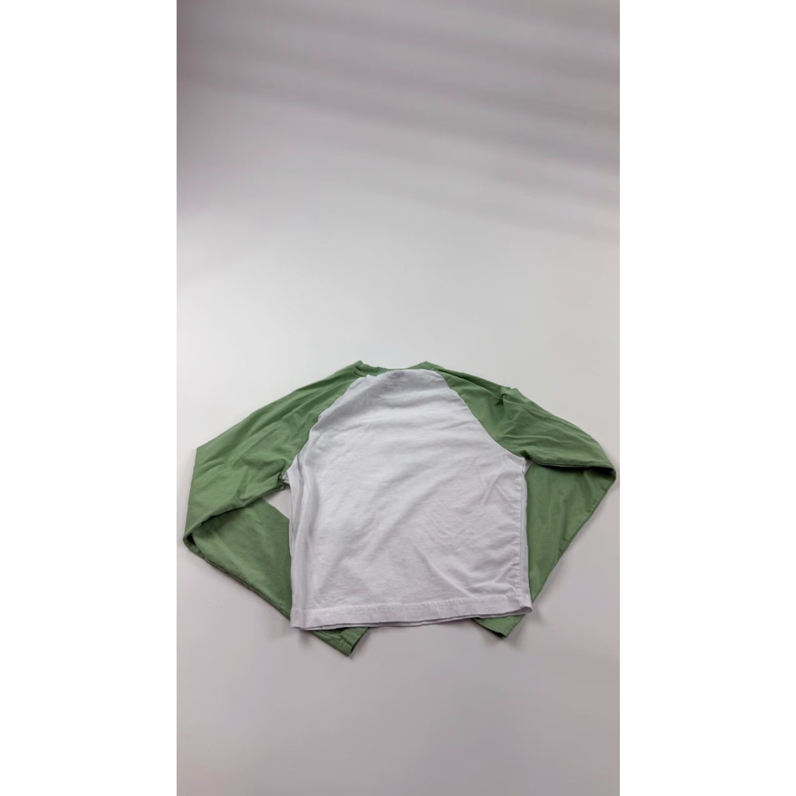 Dickies Dickies Women's Small Cropped Long Sleeve Tee, White Green, Casual Outdoor T-Shirt Size S / US 4 / IT 40 - 7 Thumbnail