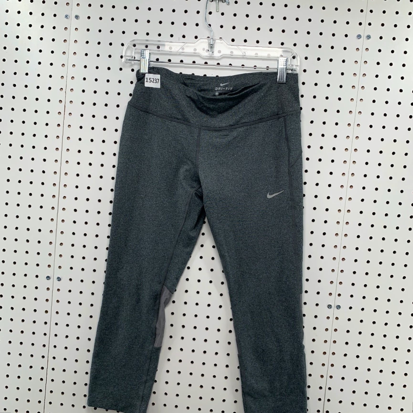 Nike Nike Dri-FIT Leggings Cropped Women's Gray Medium 27X21 Yoga Activewear M Womens Size 32" / US 10 / IT 46 - 5 Thumbnail