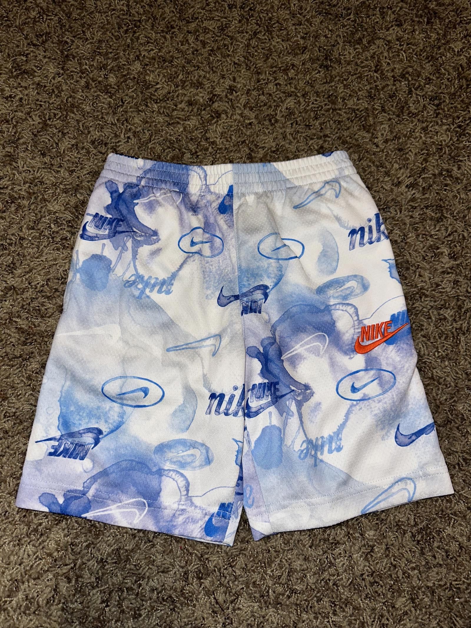 Nike Nike Little Kids (boys) Daze Watercolor Logo Print Shorts Size US 26 / EU 42 - 1 Thumbnail