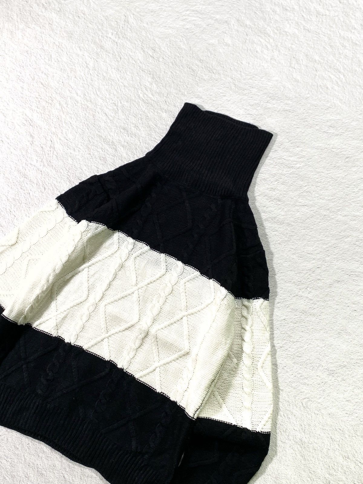 If Six Was Nine × Japanese Brand × semanticdesign RARE ❤️‍🔥 Semantic Design Turtle Neck Cabble Knit Size US M / EU 48-50 / 2 - 4 Thumbnail