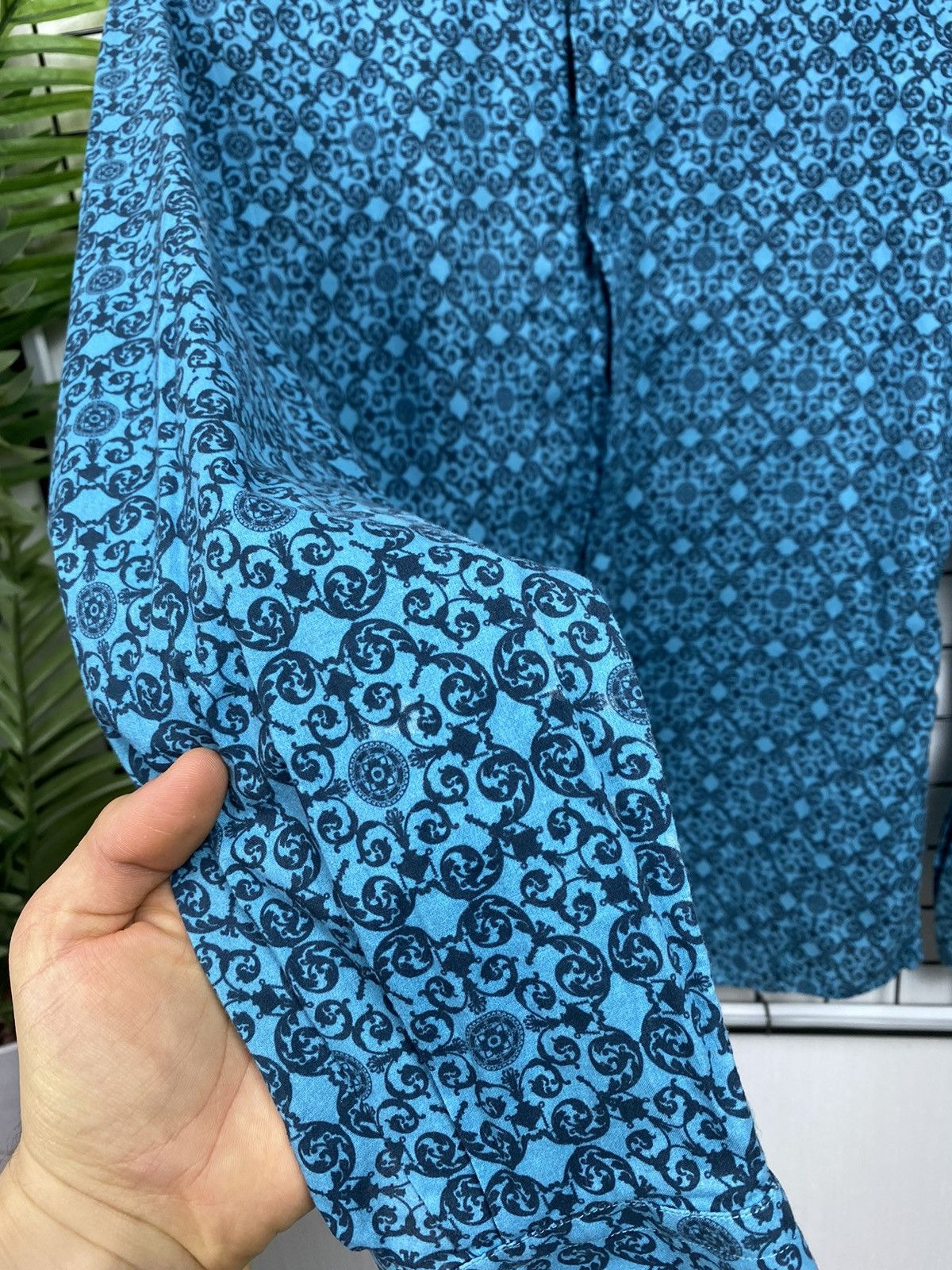 Versace Versace collection All over print shirt Men 16/42 Blue Size US L / EU 52-54 / 3 - 13 Thumbnail