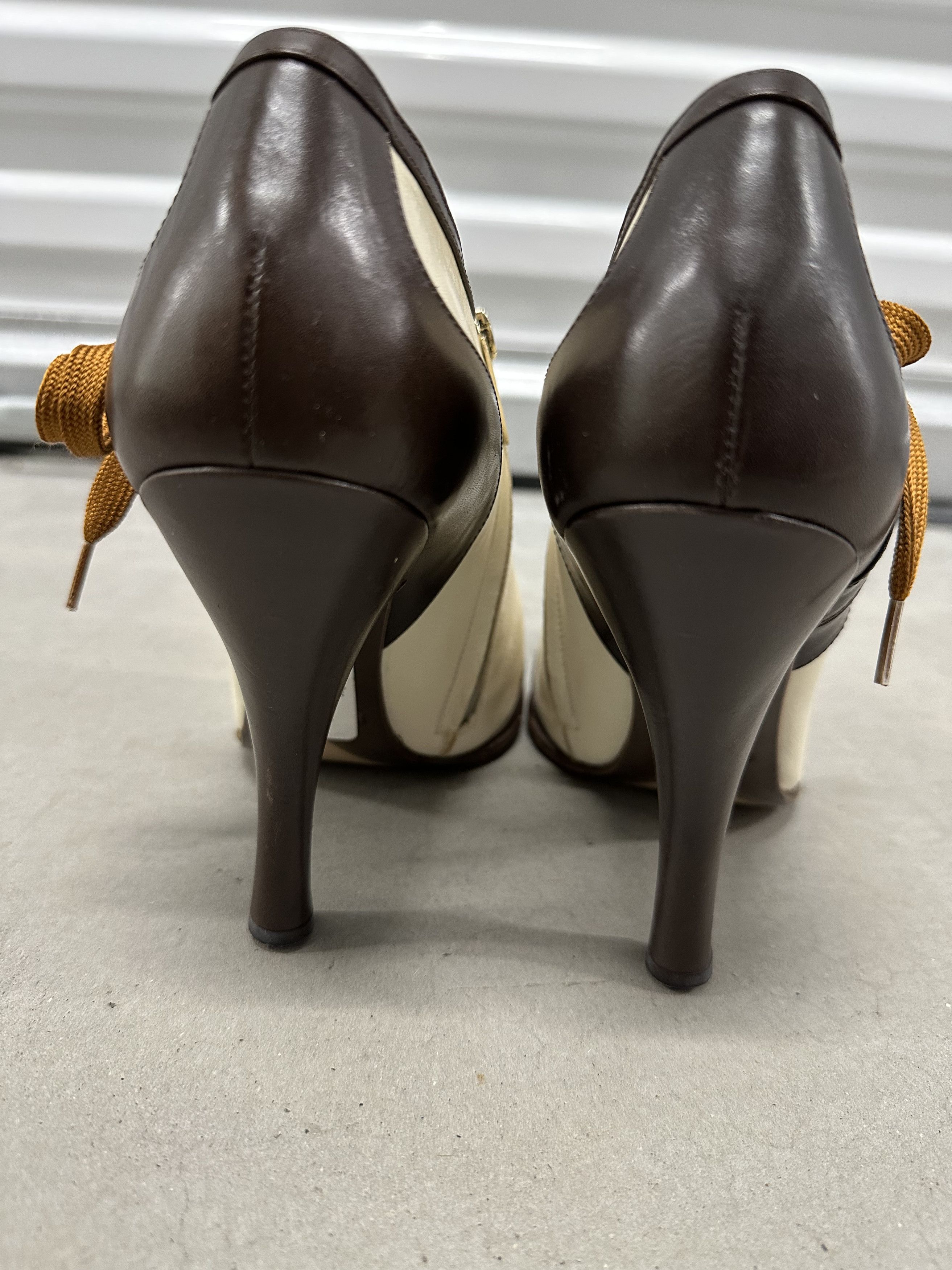 Yves Saint Laurent Yves Saint Laurent by Tom Ford Runway Spectator Bootie Size US 10 / IT 40 - 3 Thumbnail