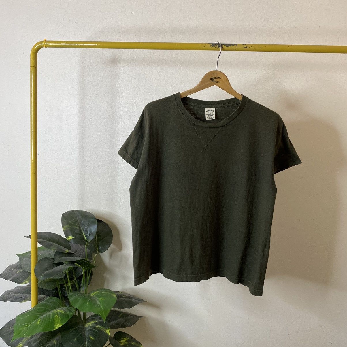 OMNIGOD Omnigod Moss Green Blank Women Cropped T Shirt Size L / US 10 / IT 46 - 1 Thumbnail